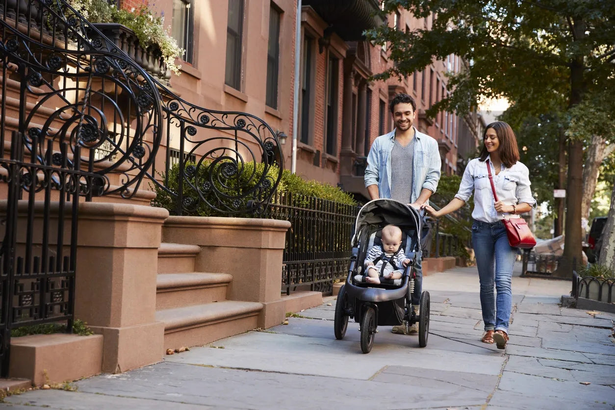 Exploring the Best Strollers for Urban Living: A Kidobébé Showcase