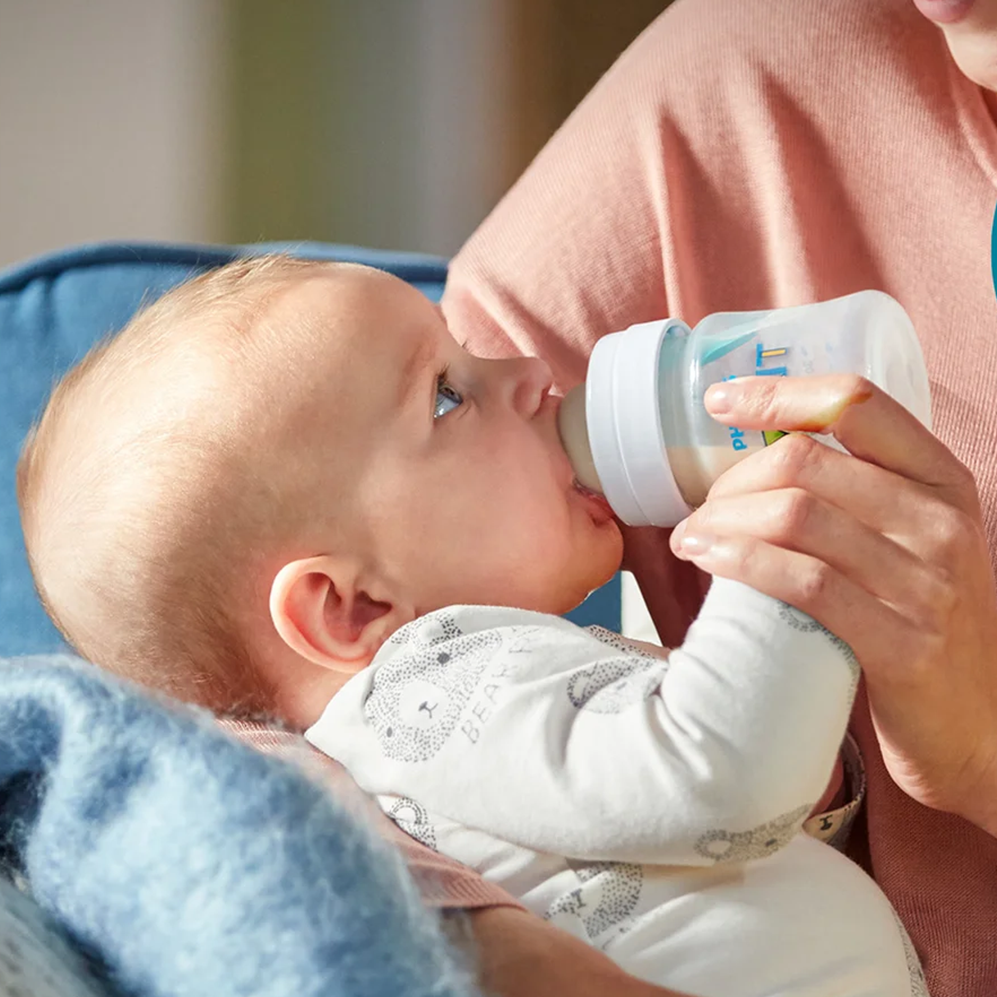 AVENT Anti-colic Baby Bottle with AirFree Vent - 9oz (1-Pack)