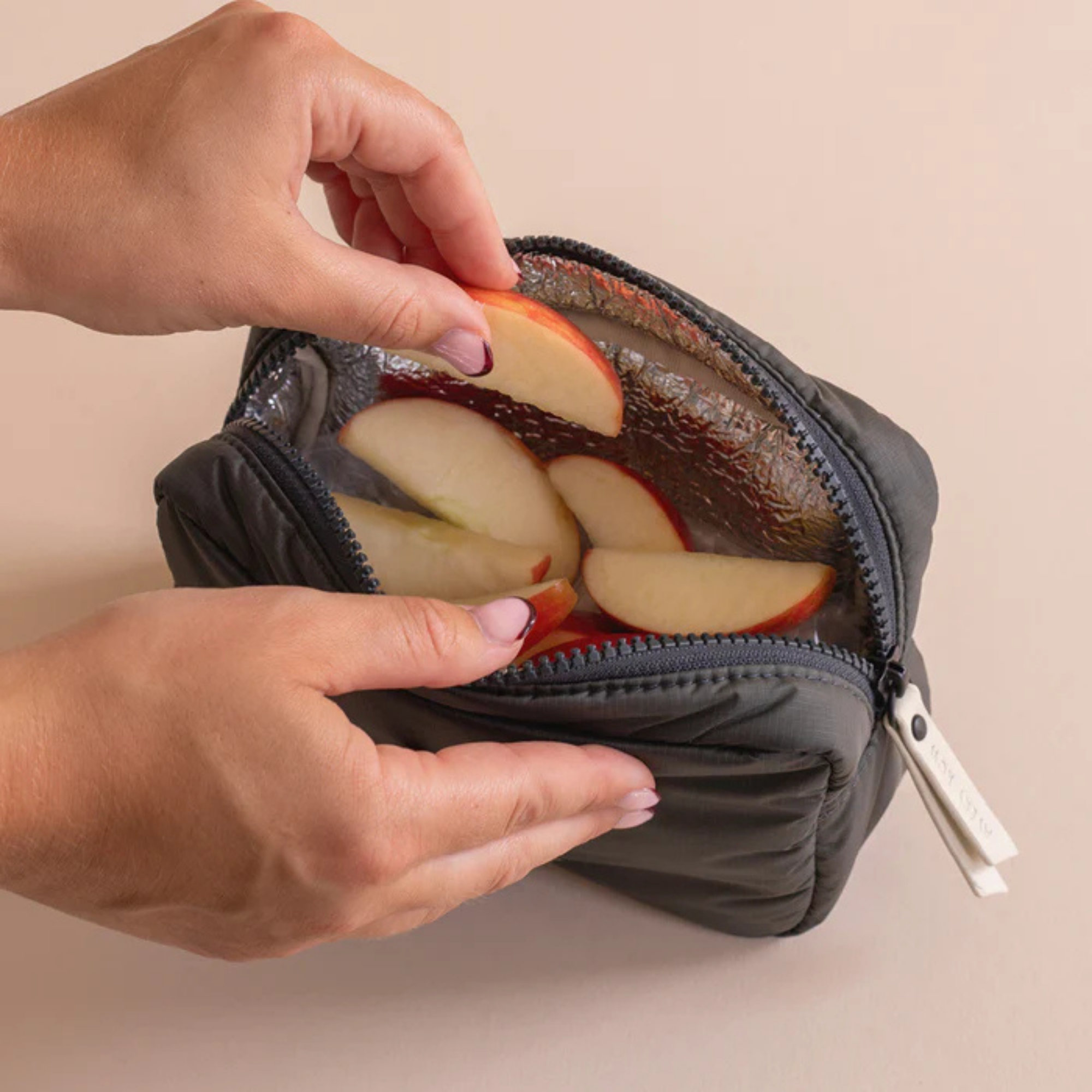 Sac fourre-tout à langer AVERY ROW