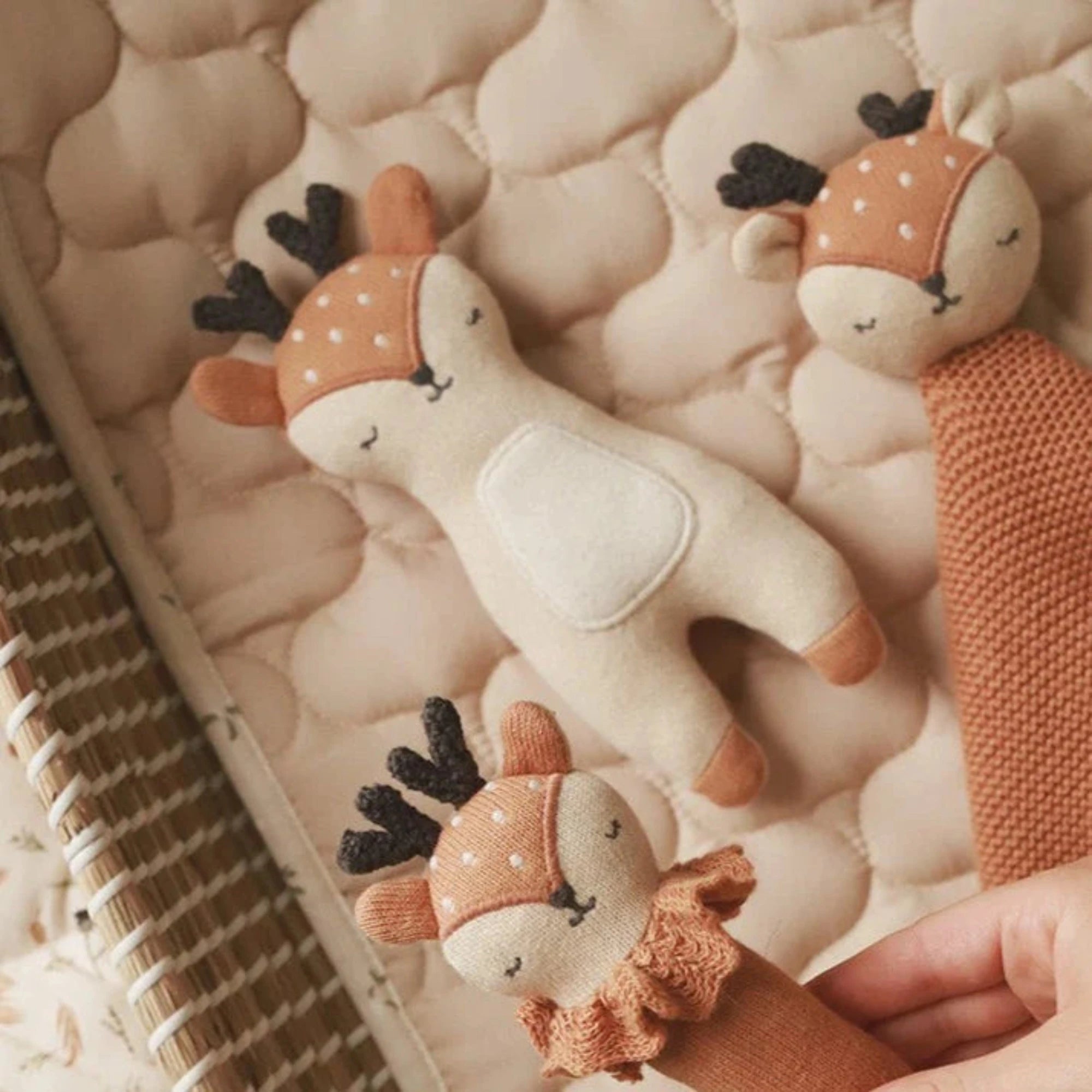 AVERY ROW Little Hands Toy - Deer