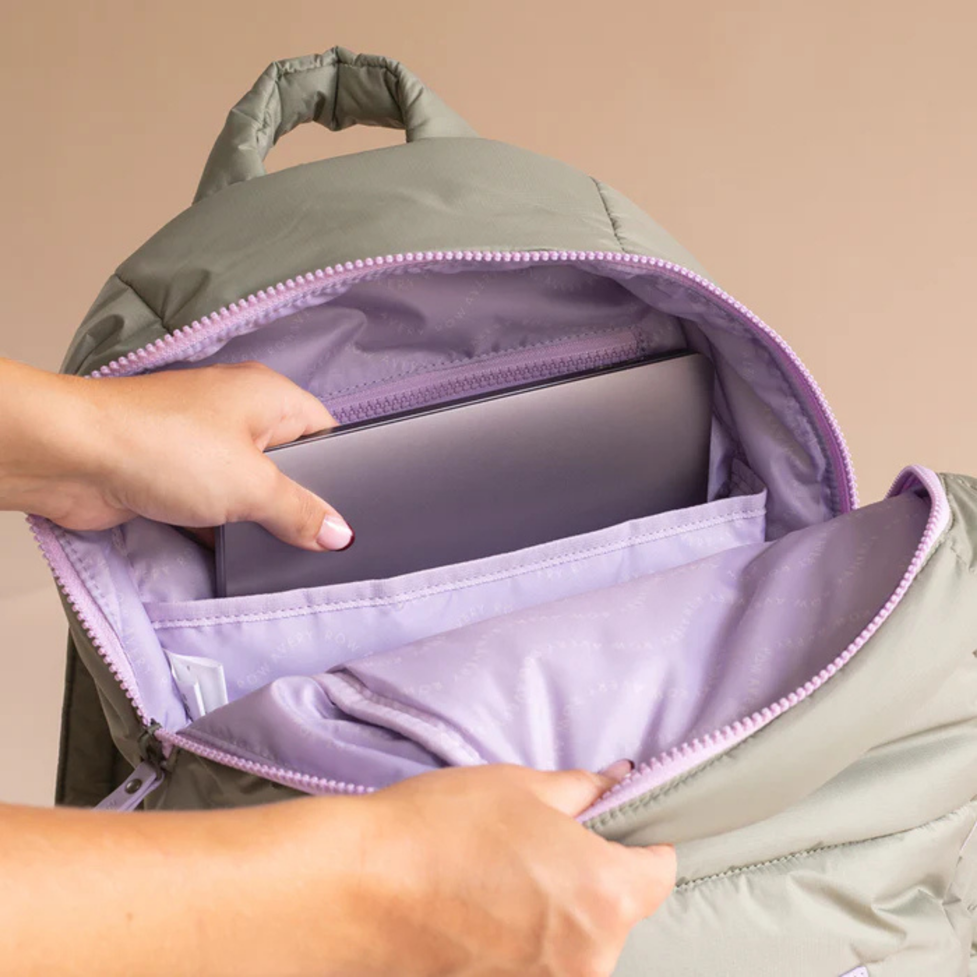 AVERY ROW Changing Backpack