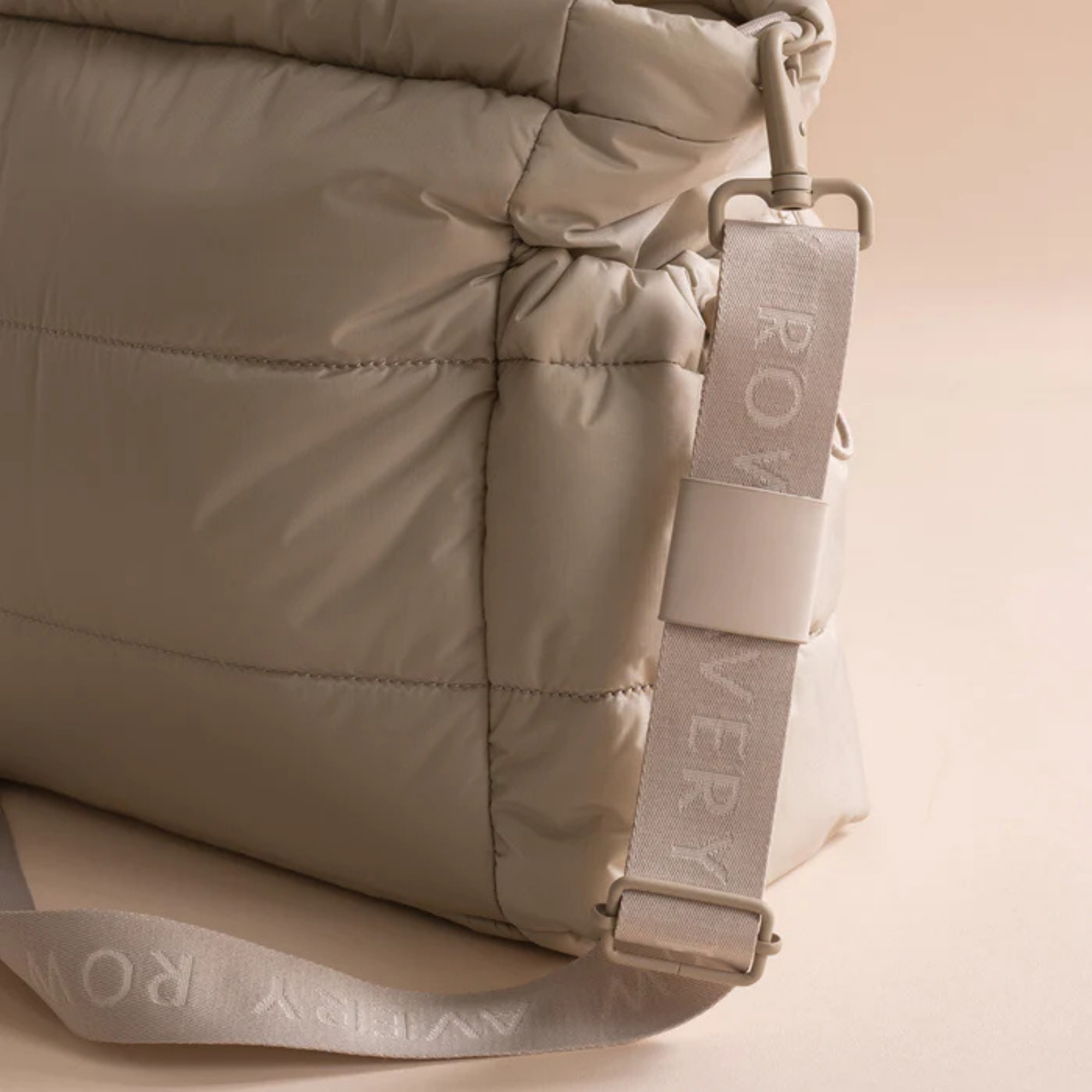 Sac fourre-tout à langer AVERY ROW