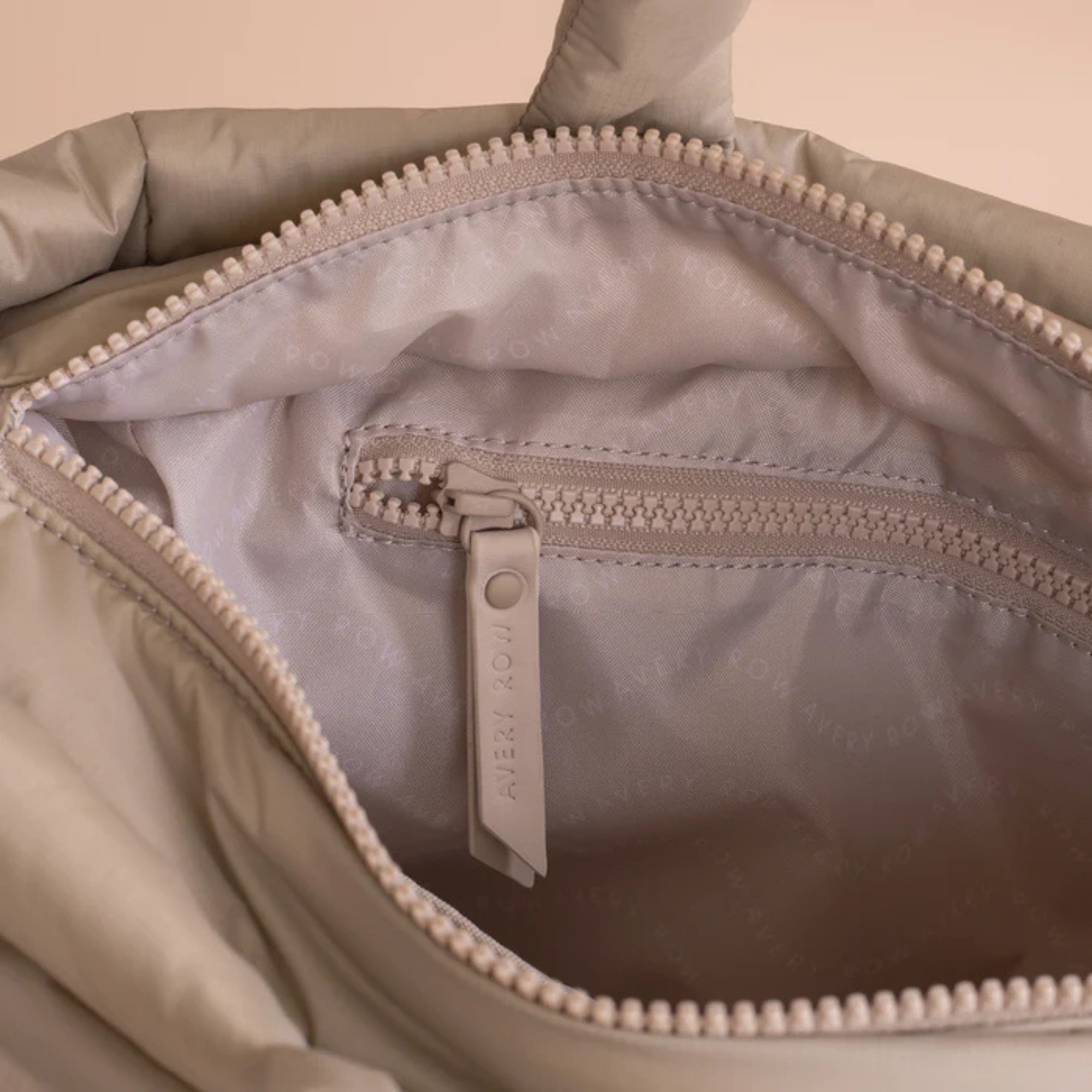 Sac fourre-tout à langer AVERY ROW