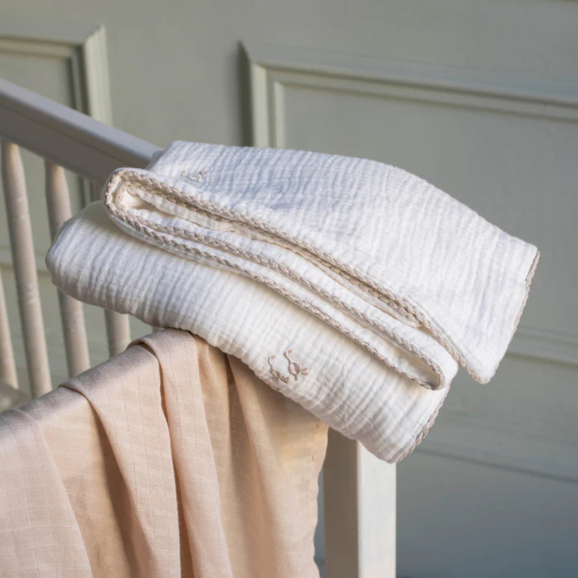 AVERY ROW Embroidered Muslin Blanket