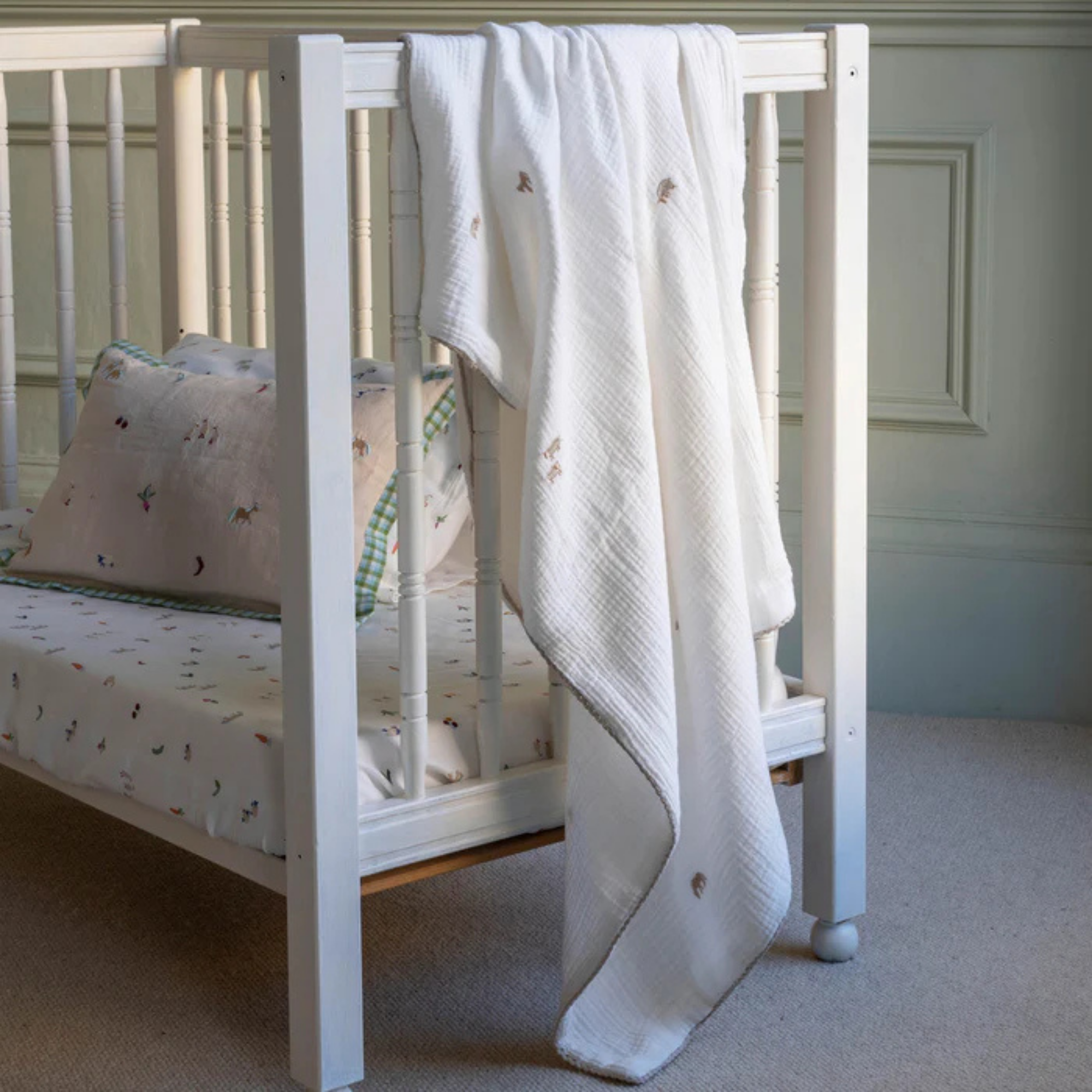 AVERY ROW Embroidered Muslin Blanket