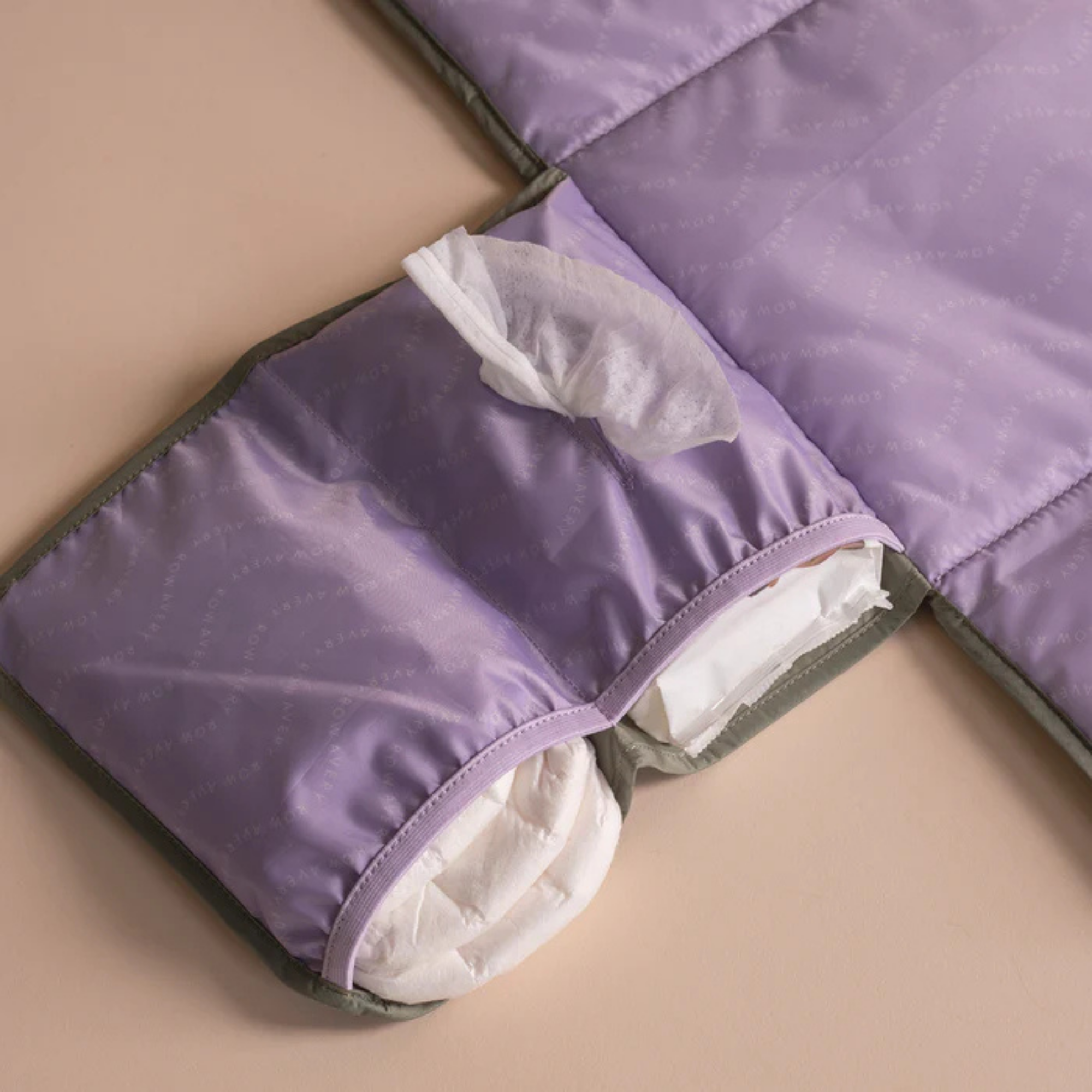 AVERY ROW Travel Changing Mat