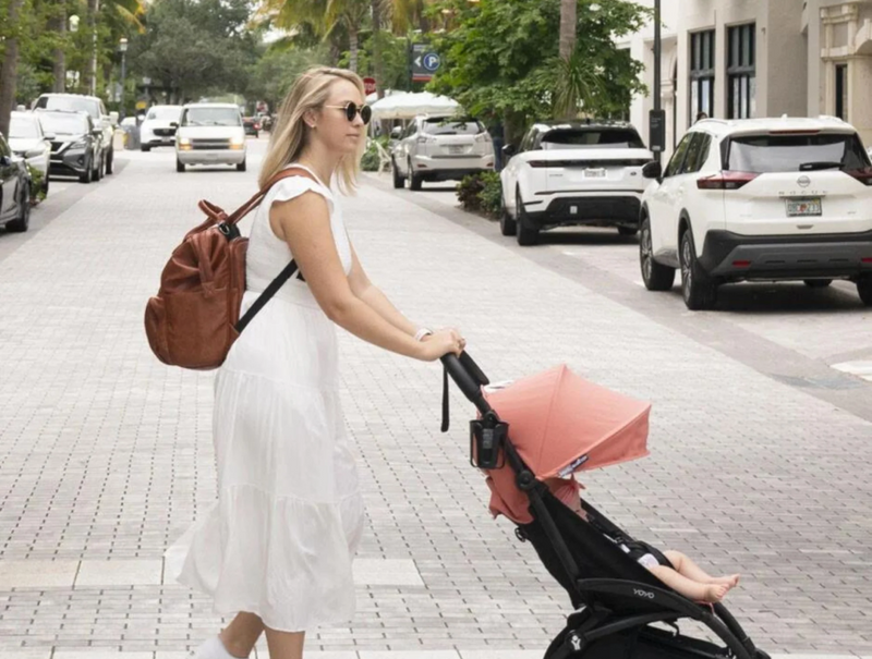 Bassinet Stroller in Canada: Pram vs Stroller for Your Newborn