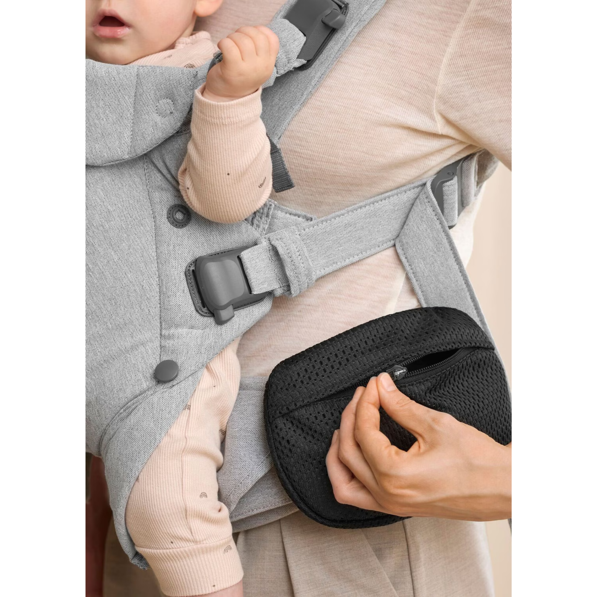 BABYBJÖRN Pocket Pouch for Baby Carrier