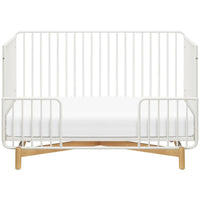 Vignette pour BABYLETTO Kit de conversion pour lit de bébé en métal Bixby avec lit pour tout-petit - Blanc chaud/hêtre naturel
