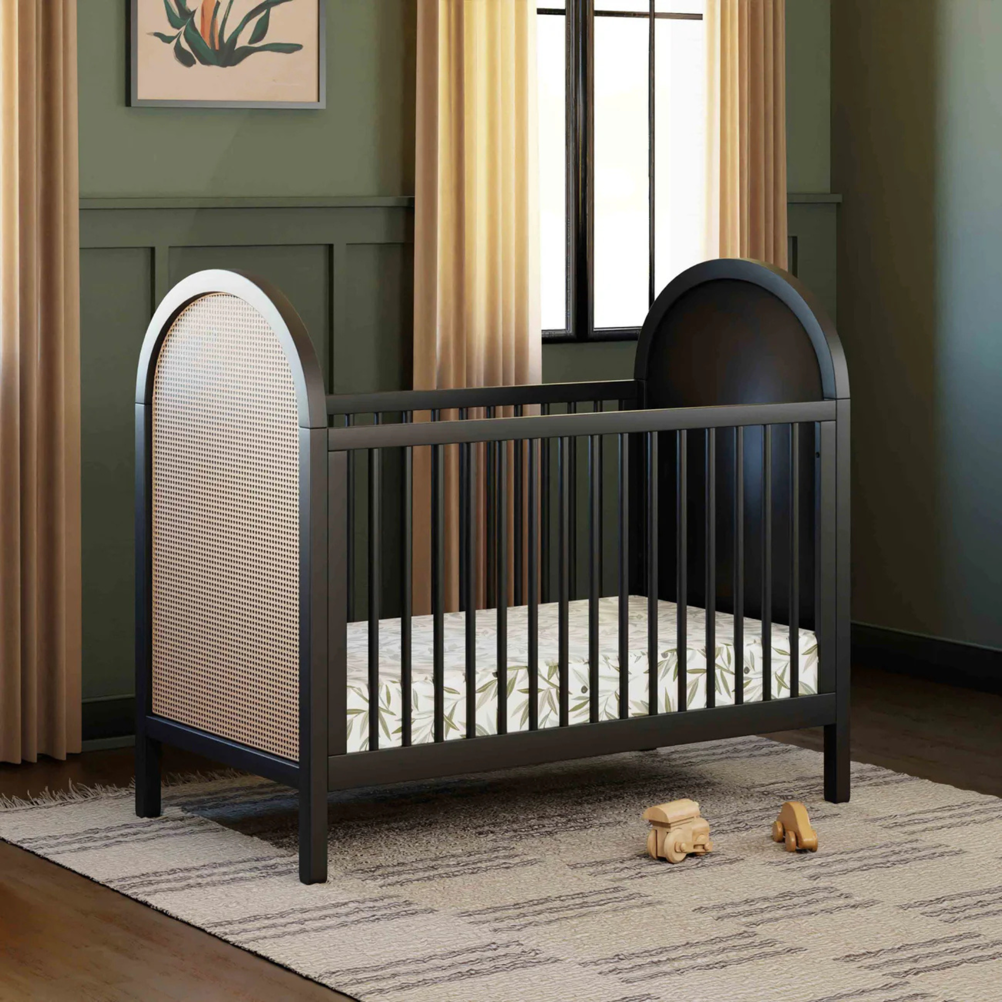 BABYLETTO Bondi Cane 3-in-1 Convertible Crib w/Toddler Bed Kit