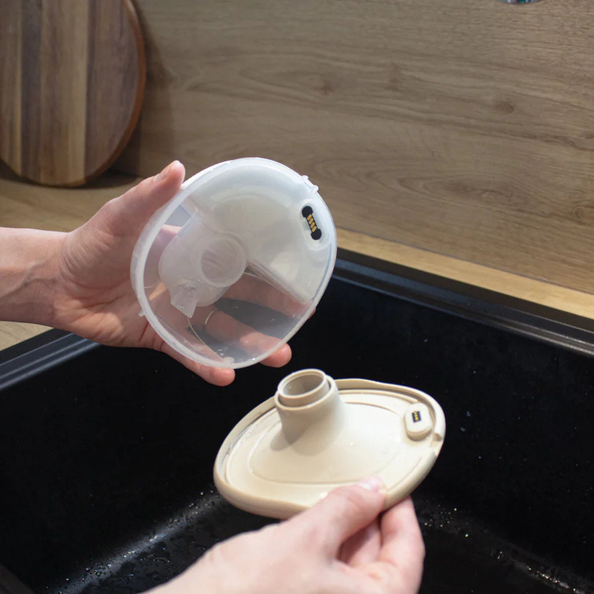 BBLUV Mumflöw Hands-Free Heating & Massaging Breast Pump