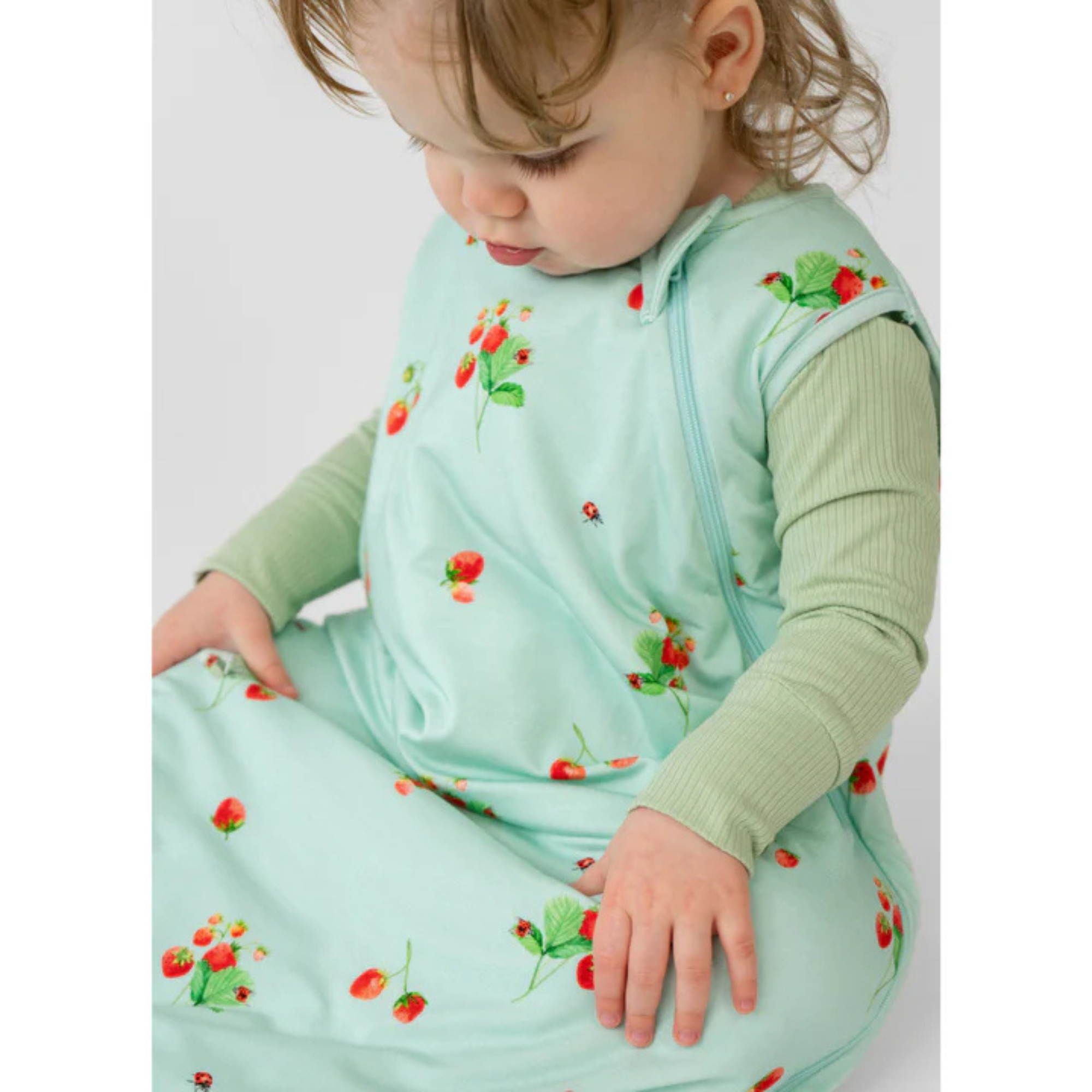 BELAN J 1.0 TOG Sleep Sack - Strawberry Garden