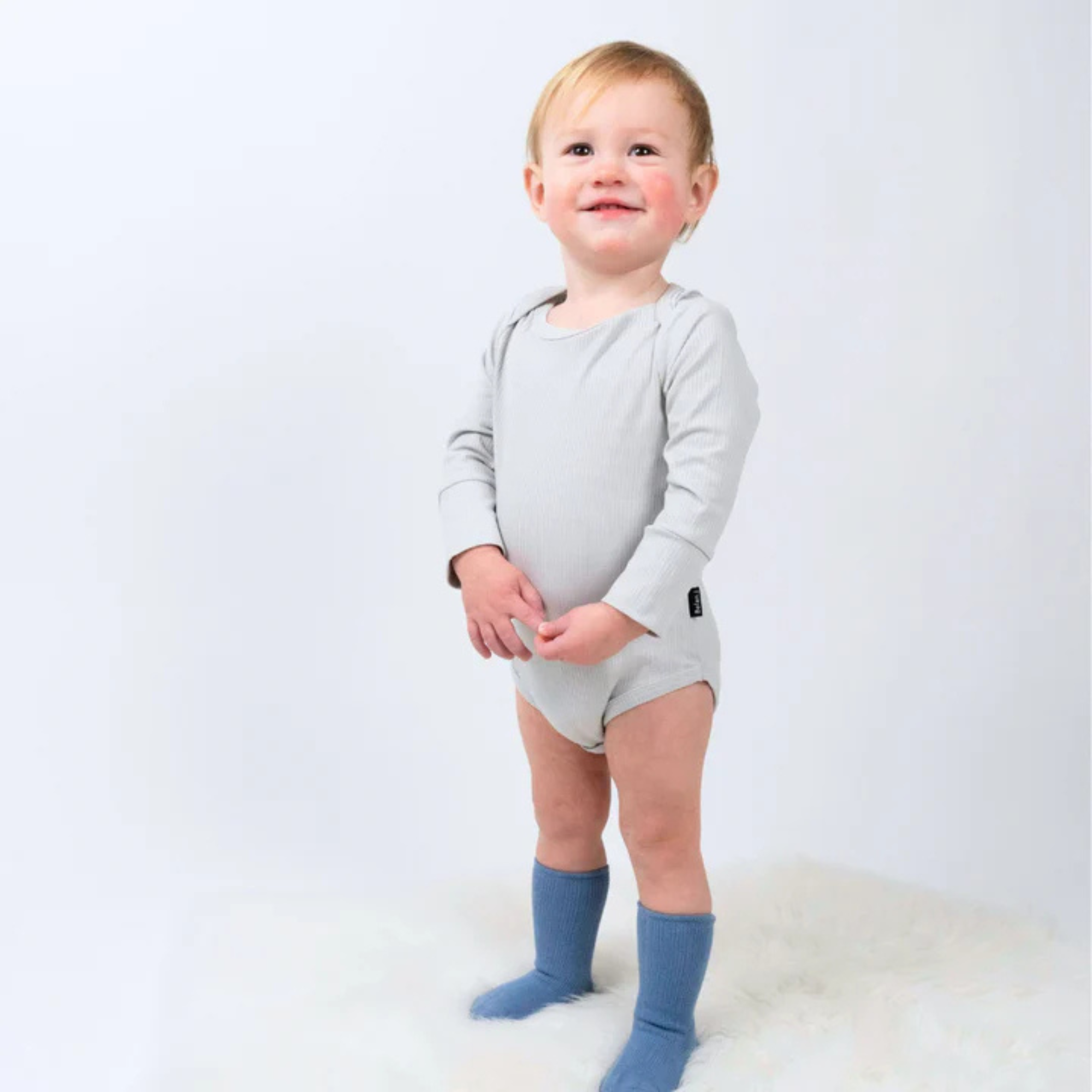 BELAN J Bamboo Long Sleeve Onesie - Silver Cloud