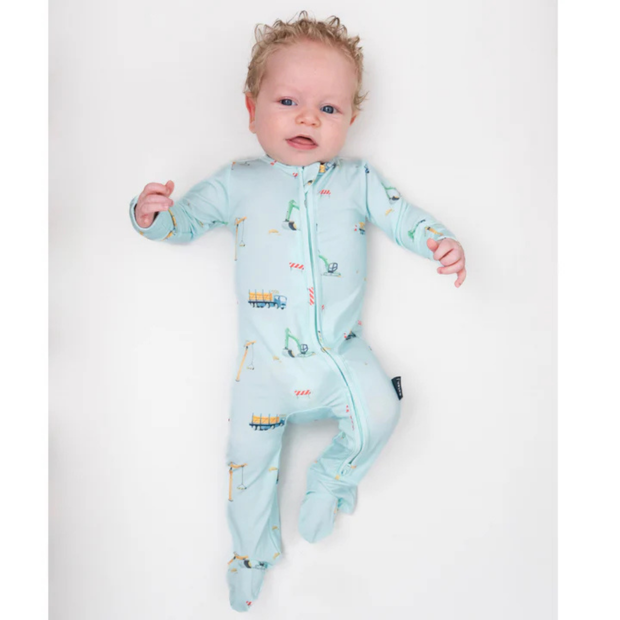 BELAN J Footed Zipper Sleeper - Construction