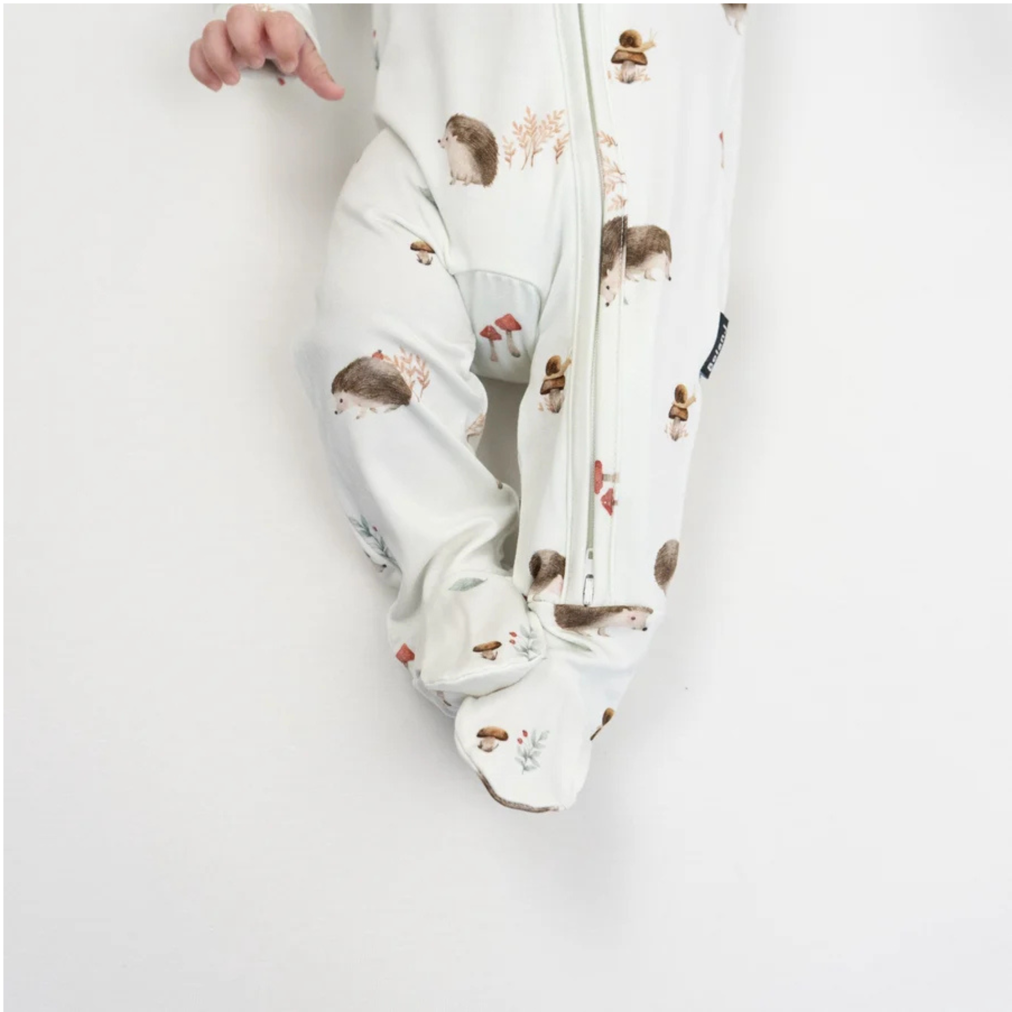 BELAN J Footed Zipper Sleeper - Hedgehogs