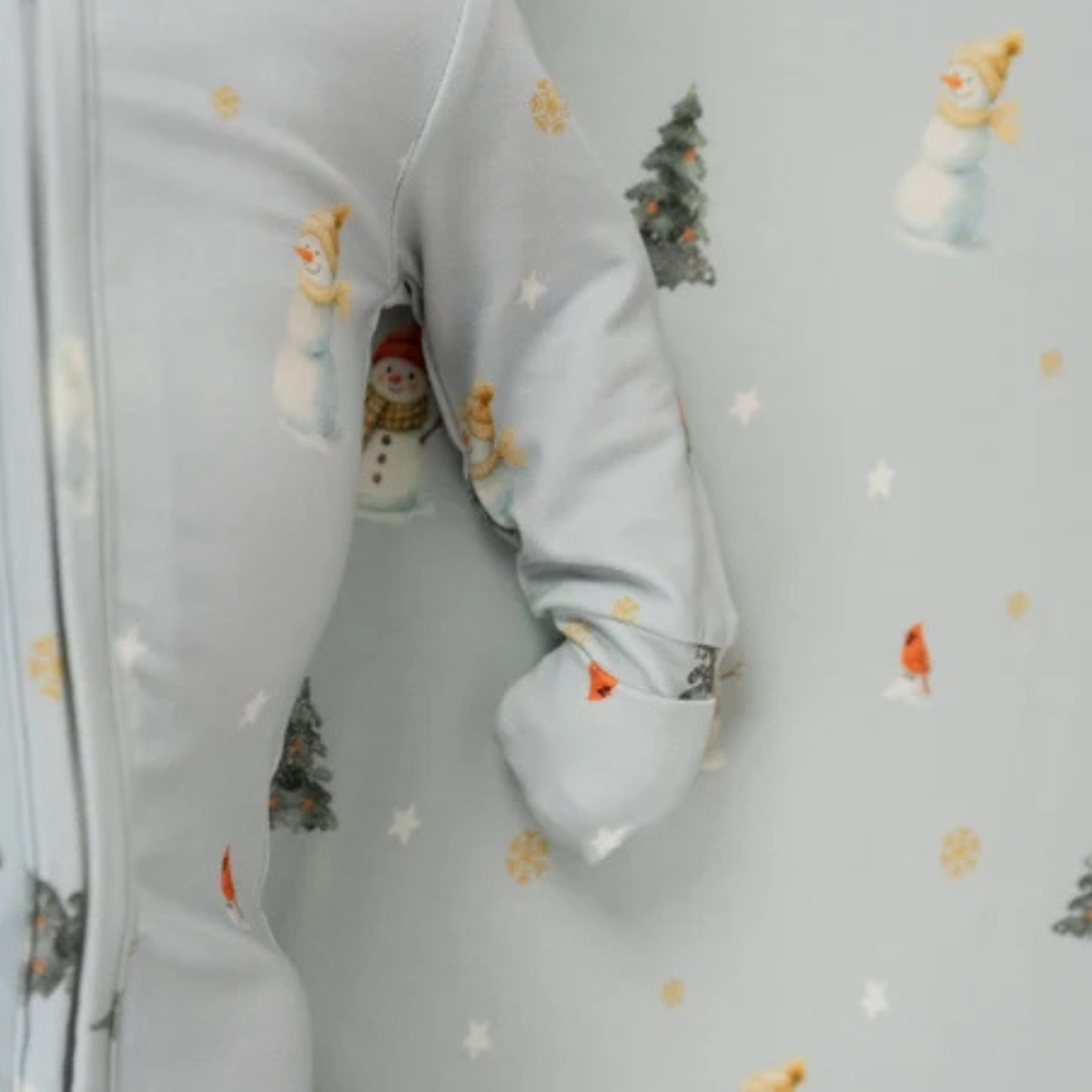 BELAN J Footed Zipper Sleeper - Snowmen