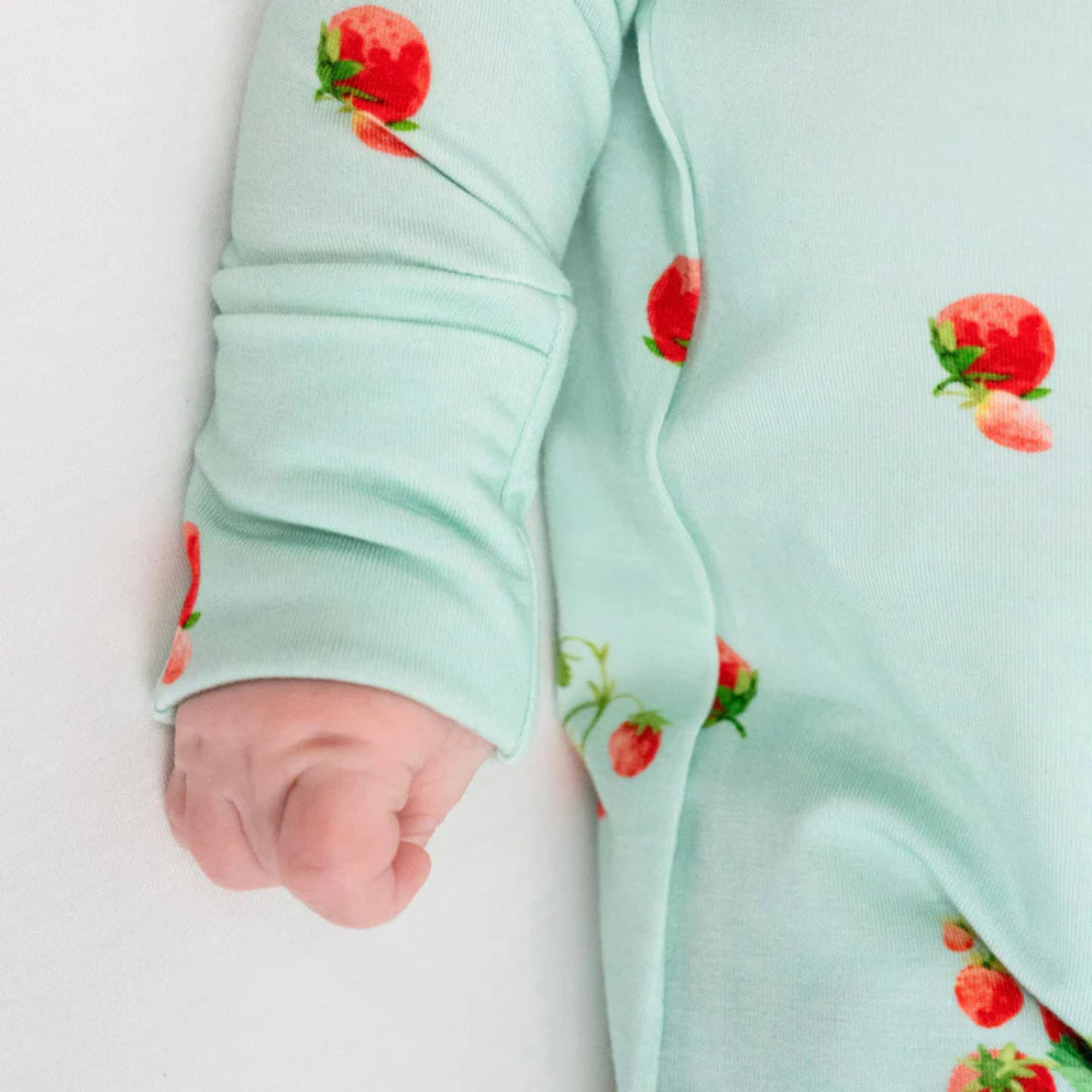 BELAN J Footed Zipper Sleeper - Strawberry Garden