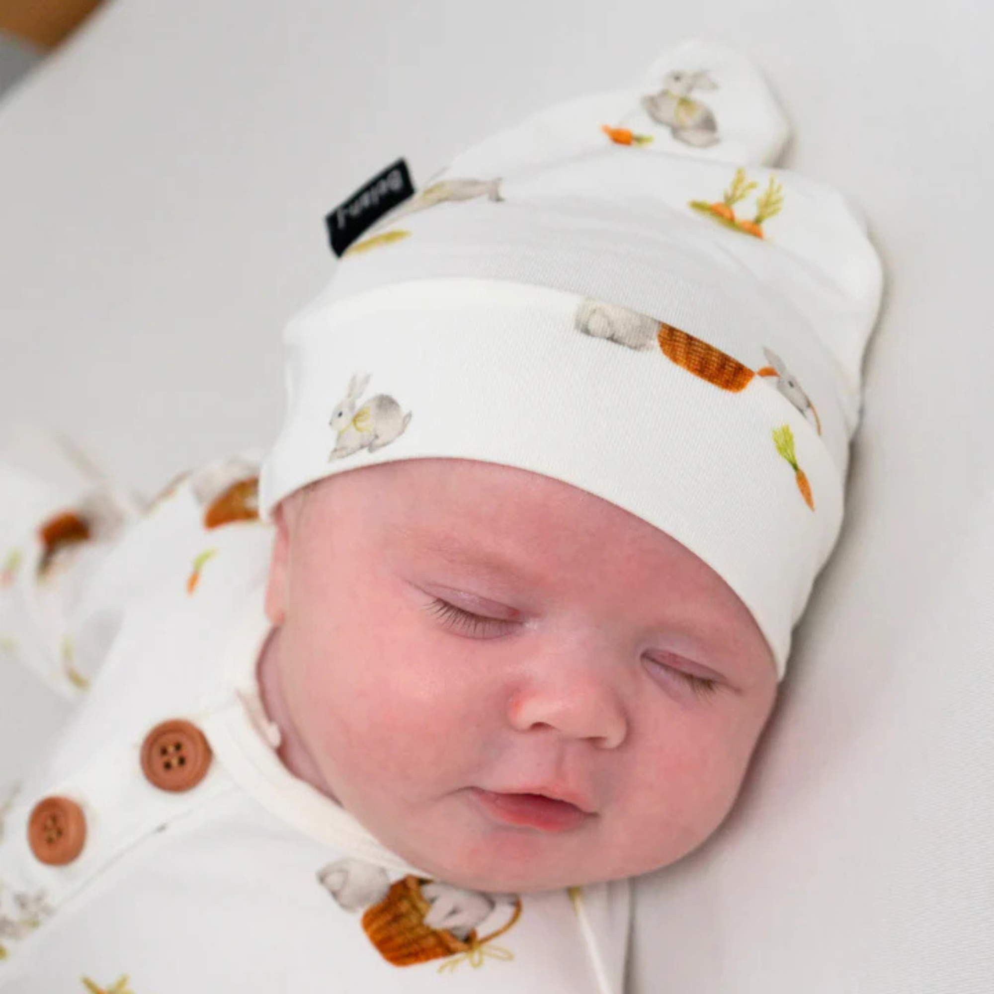 BELAN J Knotted Hat - Garden Bunnies
