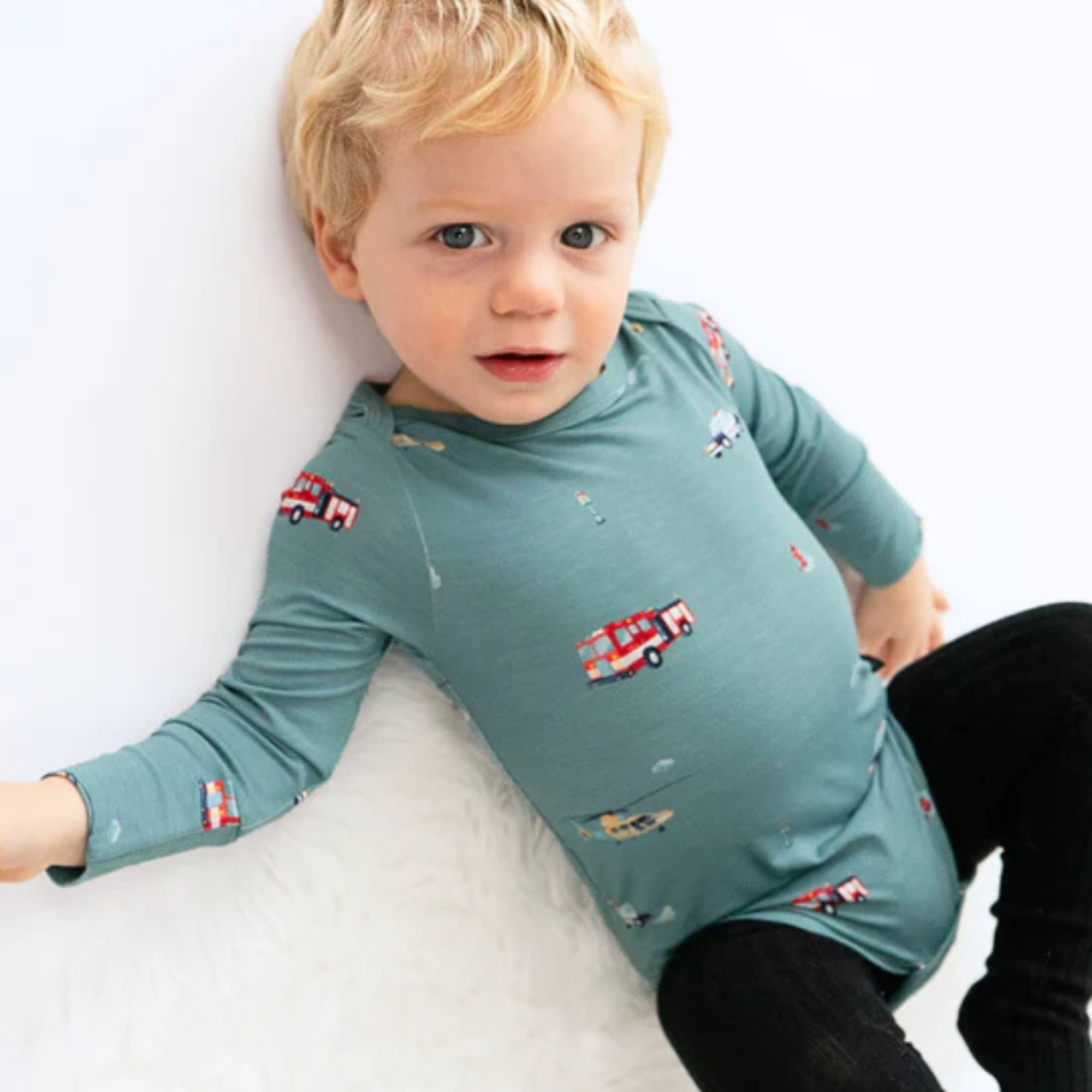 BELAN J Long Sleeves Onesie - Emergency Vehicles