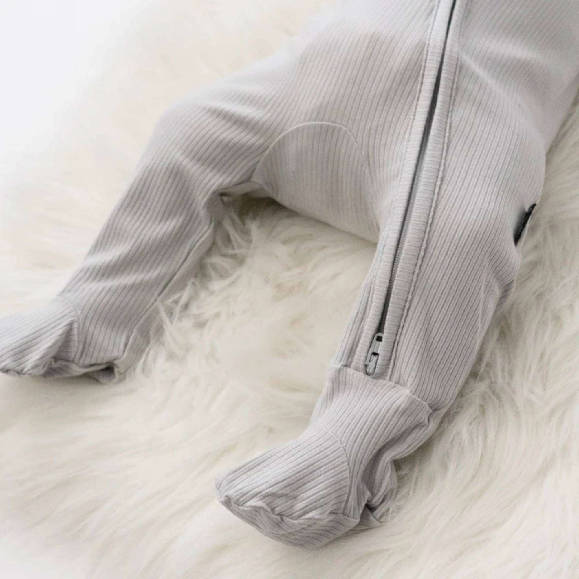 BELAN J Ribbed Bamboo Footed Zipper Sleeper - Silver Cloud