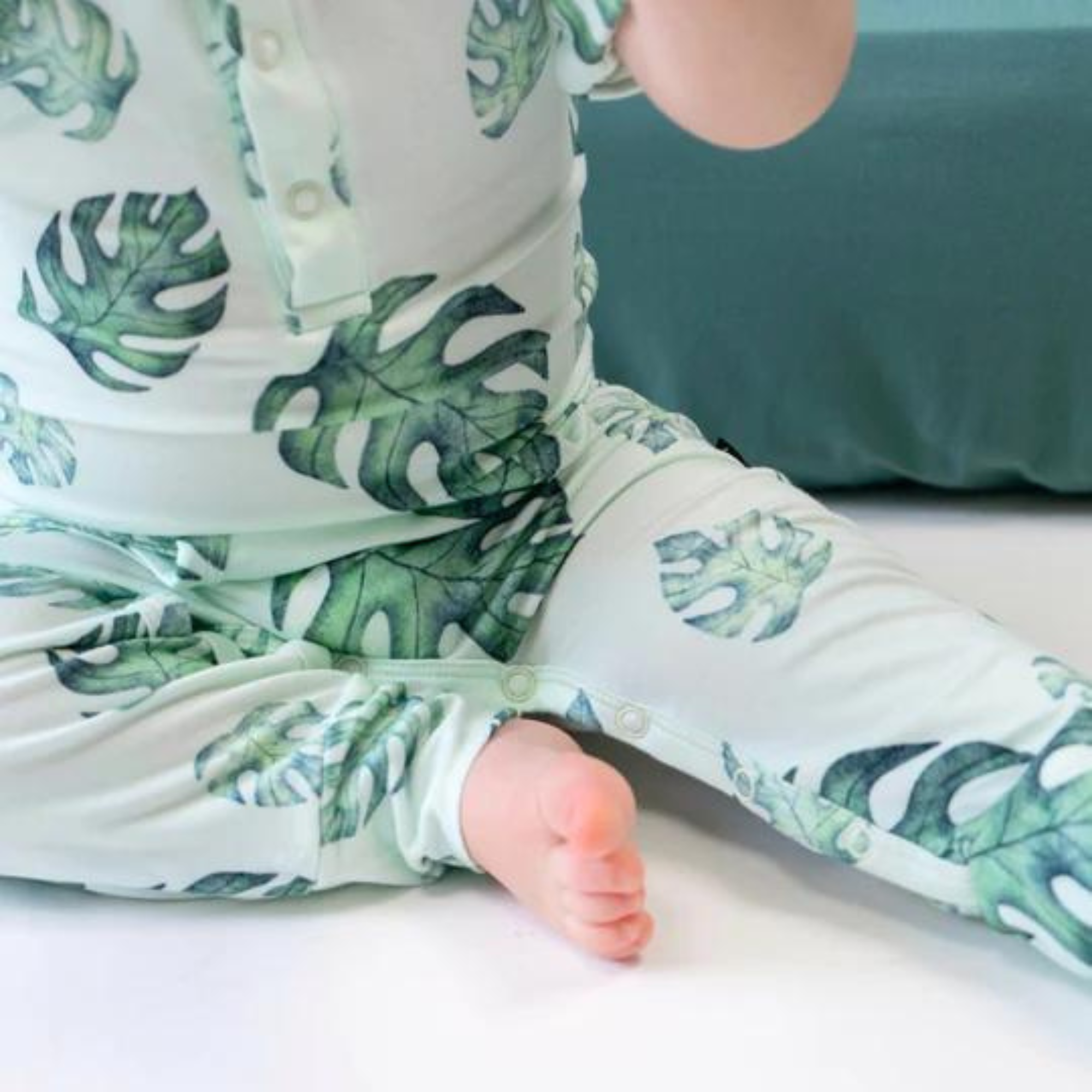 BELAN J Short Sleeve Pocket Romper - Tropical Leaves