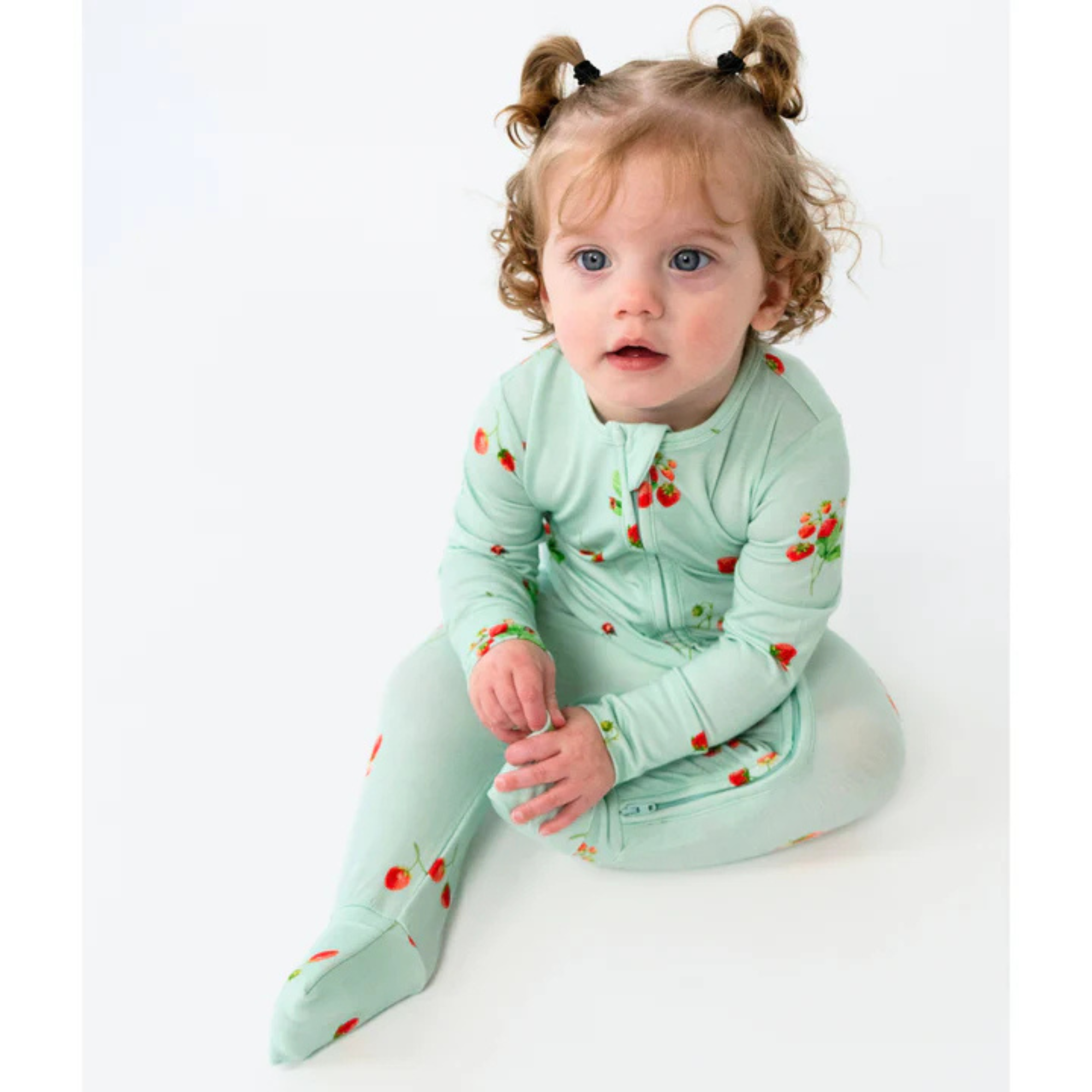 Dormeuse BELAN J avec revers rabattables - Jardin de fraises