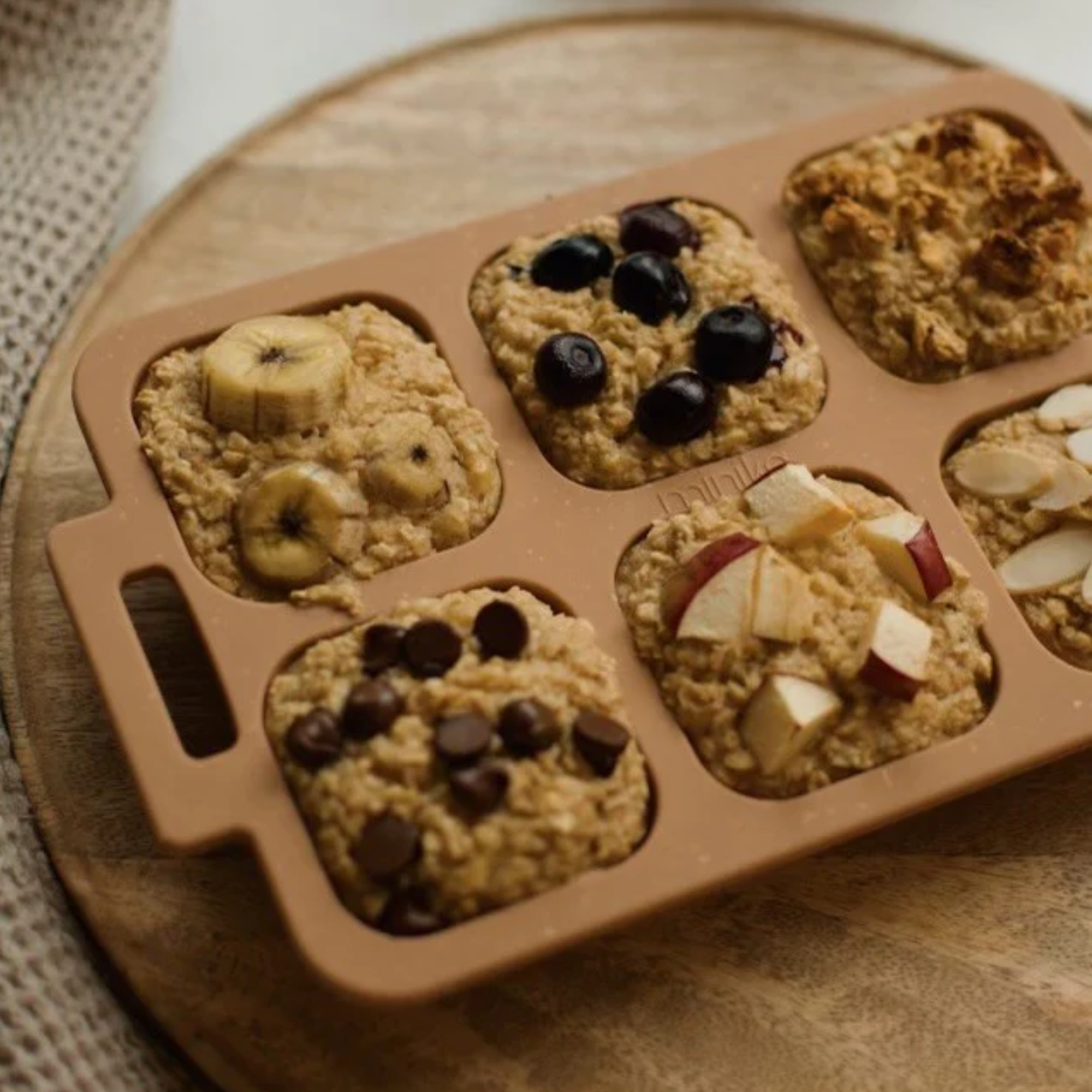 MINIKA Foldable Cupcake Mould