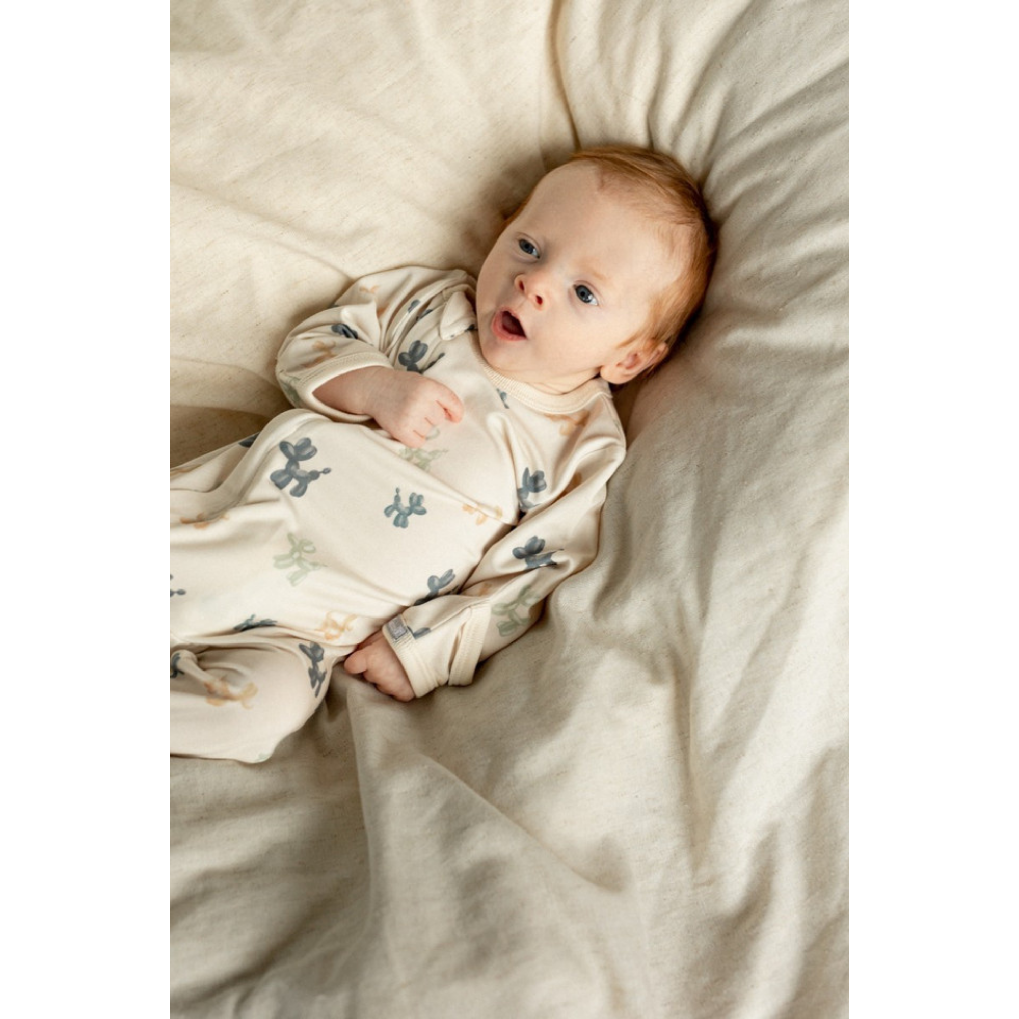 COCCOLI Modal Zipper Footie - Dog Balloons