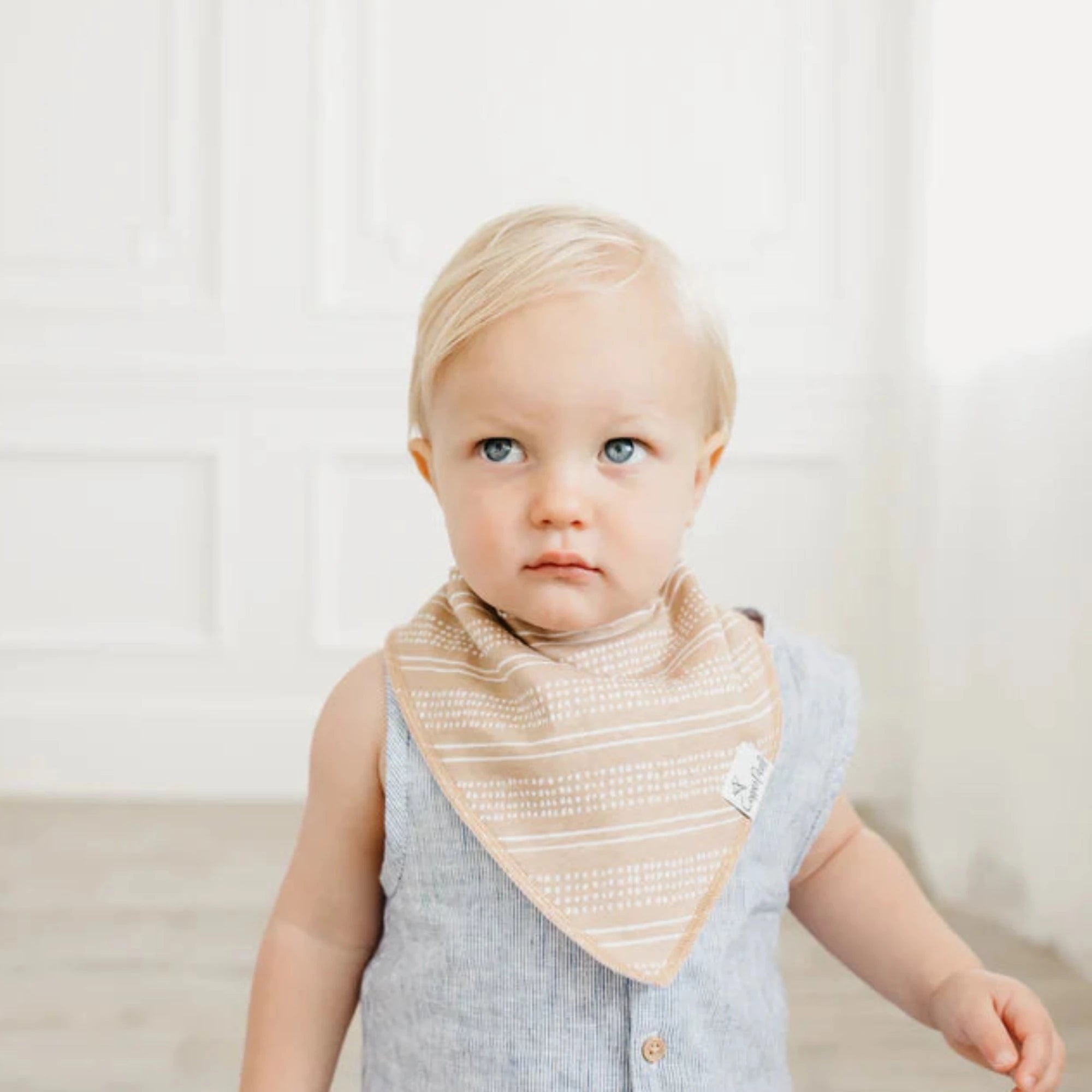 COPPER PEARL Bandana Bibs - Peanut