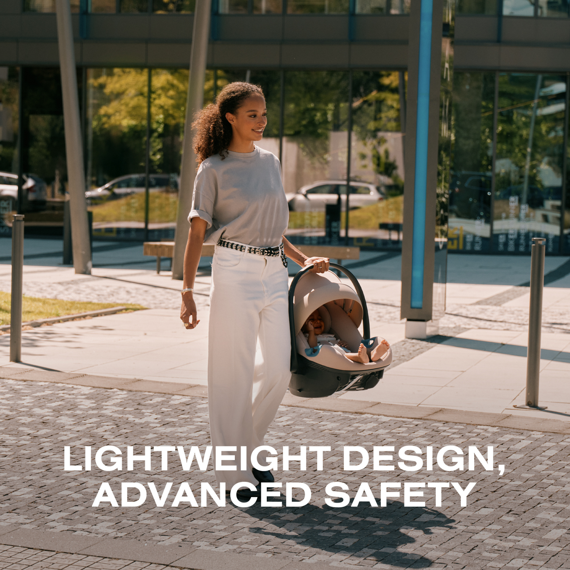 Siège auto pivotant pour bébé CYBEX Aton G avec SensorSafe