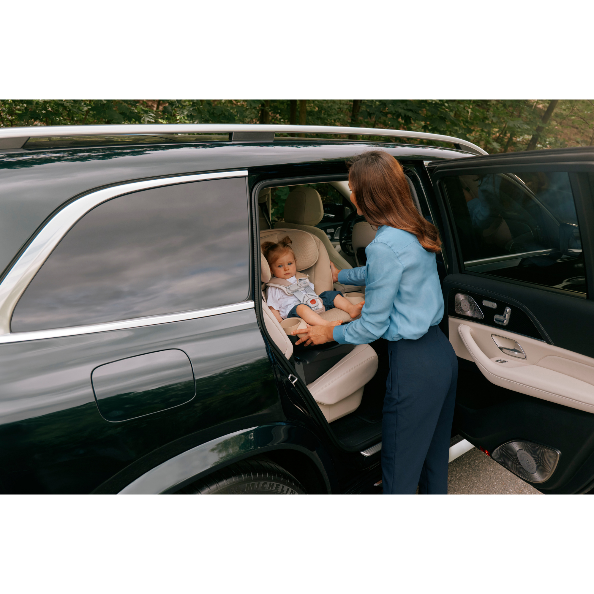 CYBEX Callisto G 360 Rotating All-in-One Convertible Car Seat