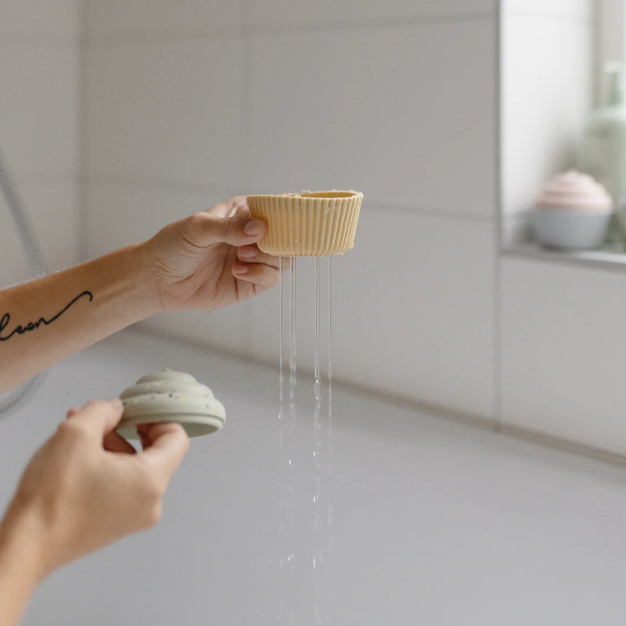 MUSHIE Mix and Match Cupcake Toy