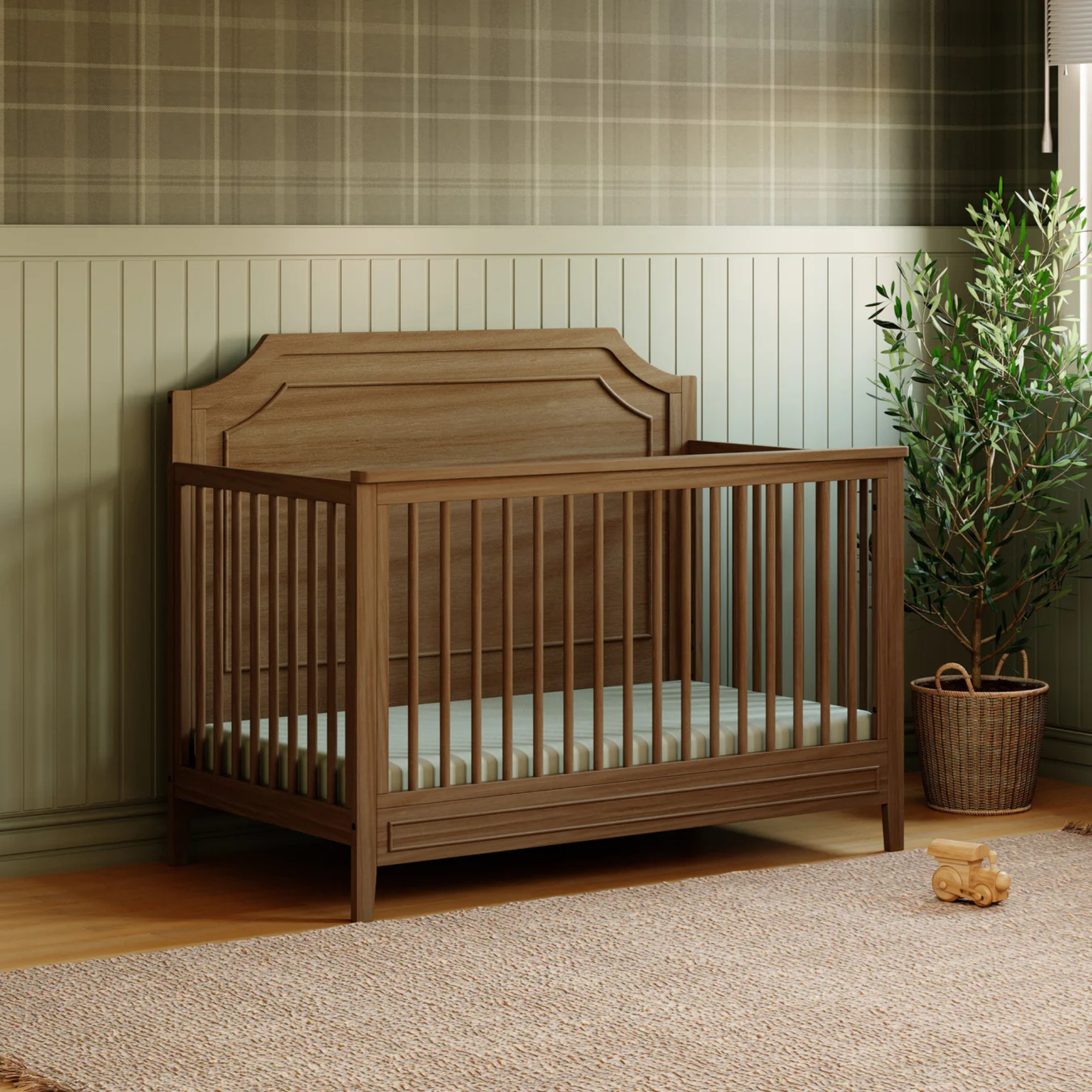 DAVINCI Chloe Regency 4-in-1 Convertible Crib