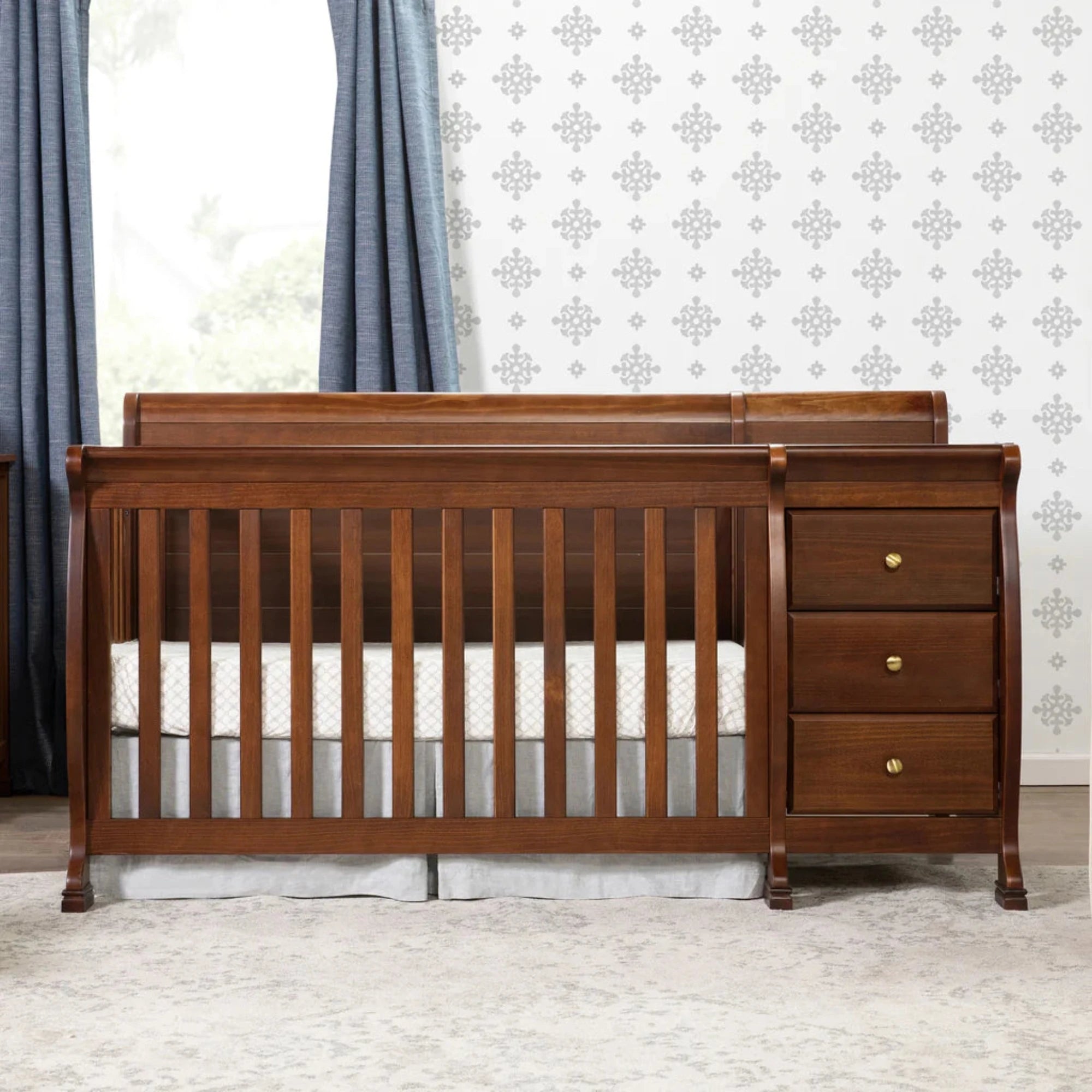 DAVINCI Kalani 4-in-1 Convertible Crib & Changer