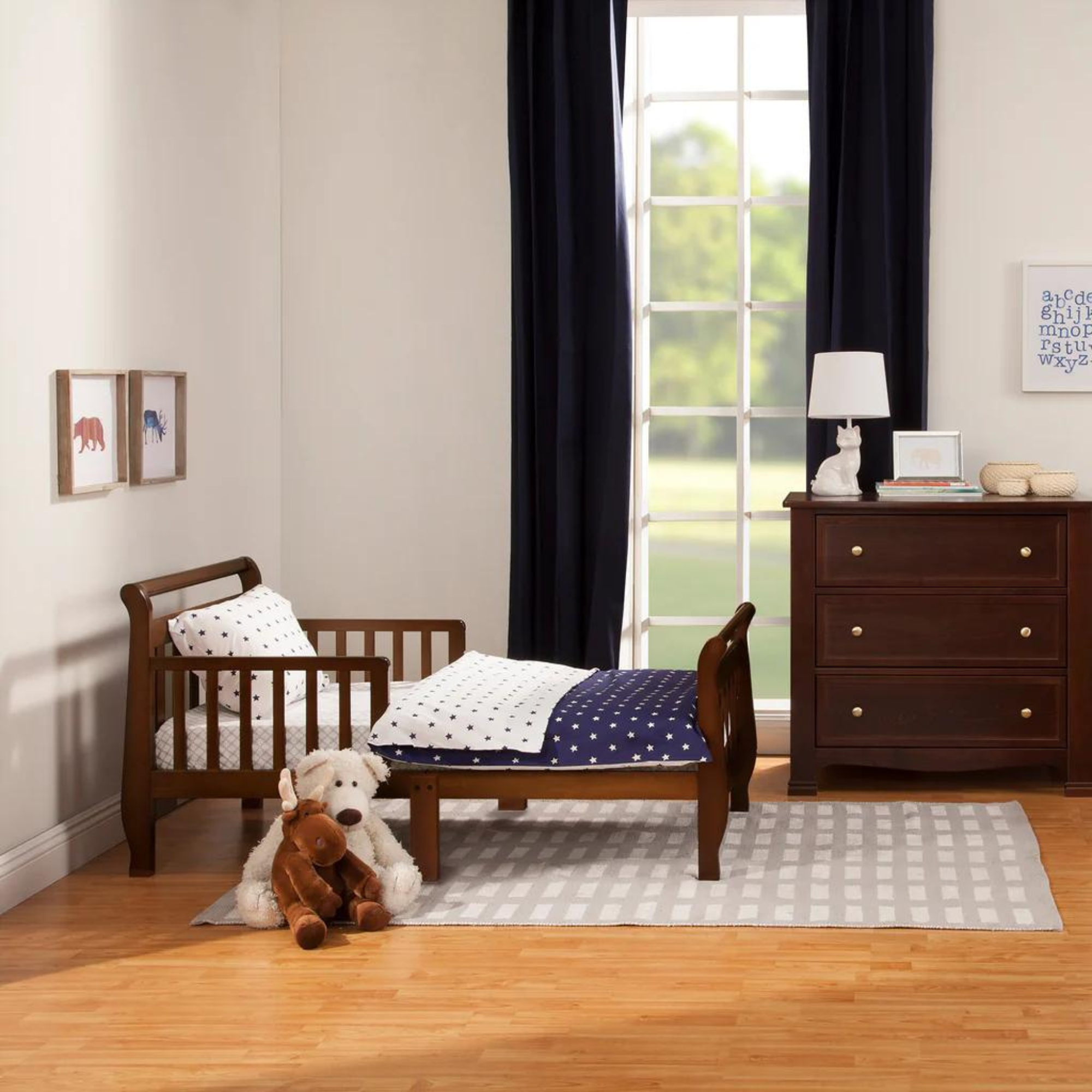 DAVINCI Sleigh Toddler Bed