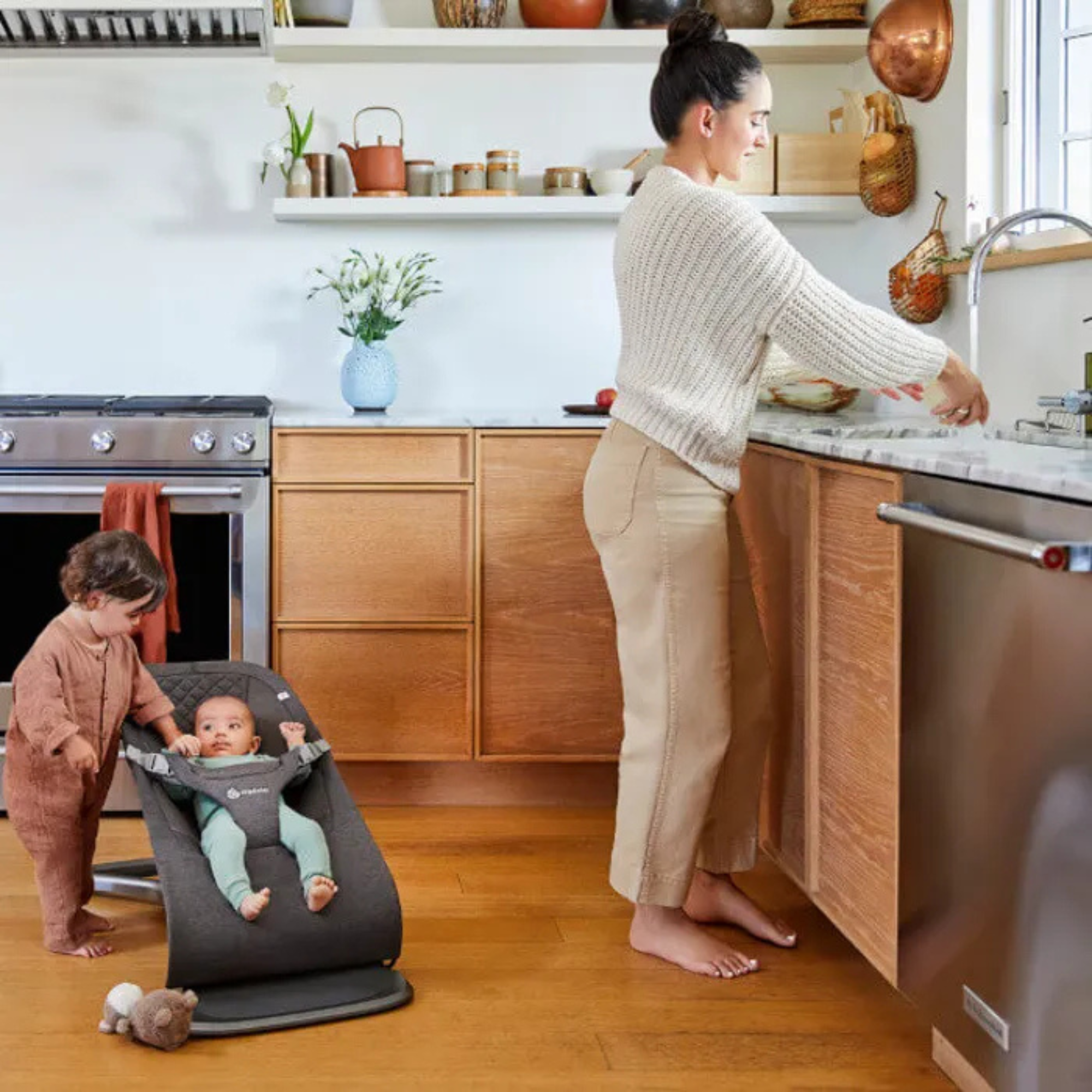 ERGOBABY Evolve Bouncer