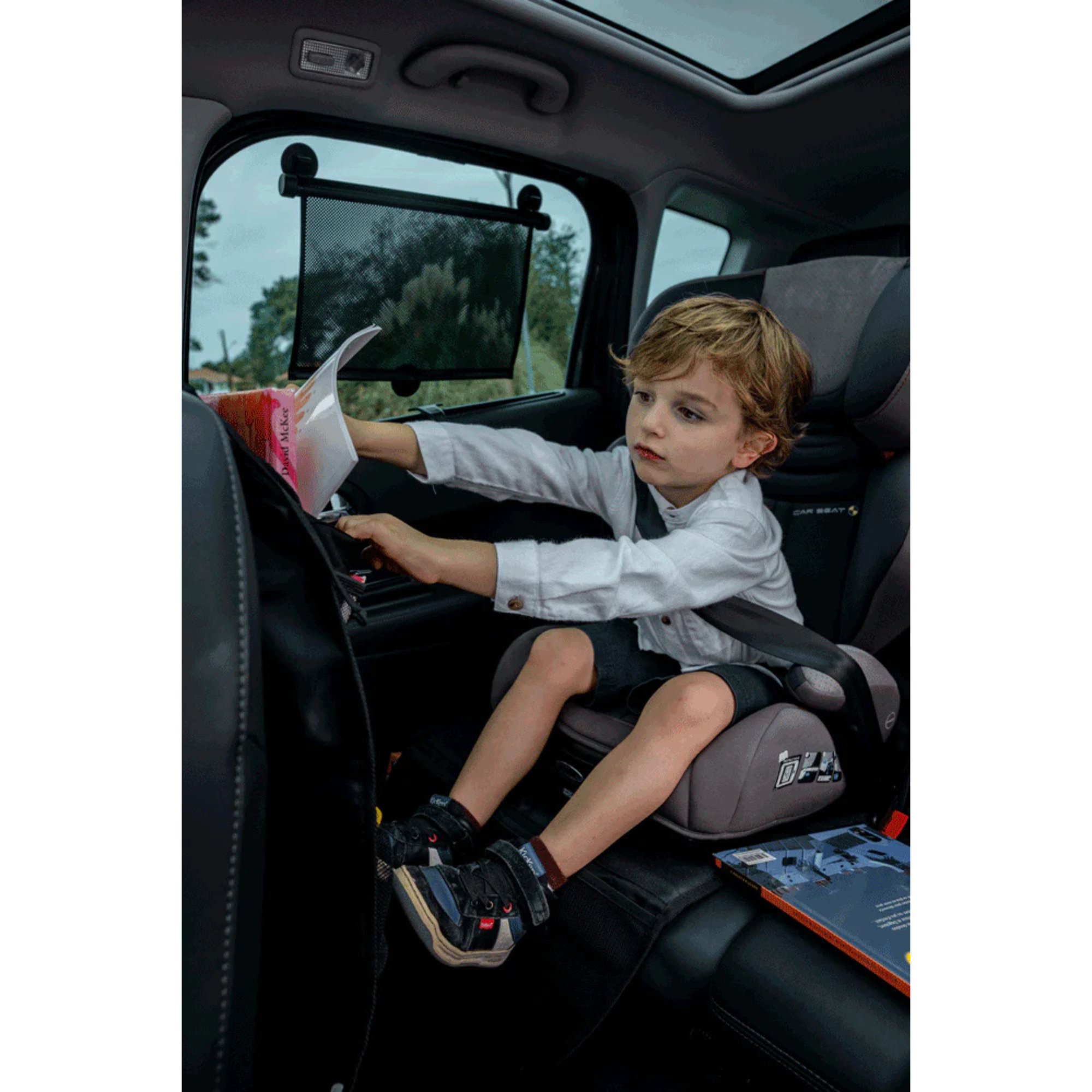 EZIMOOV Suction Cup Car Side Window Retractable Sunshade (2-Pack)