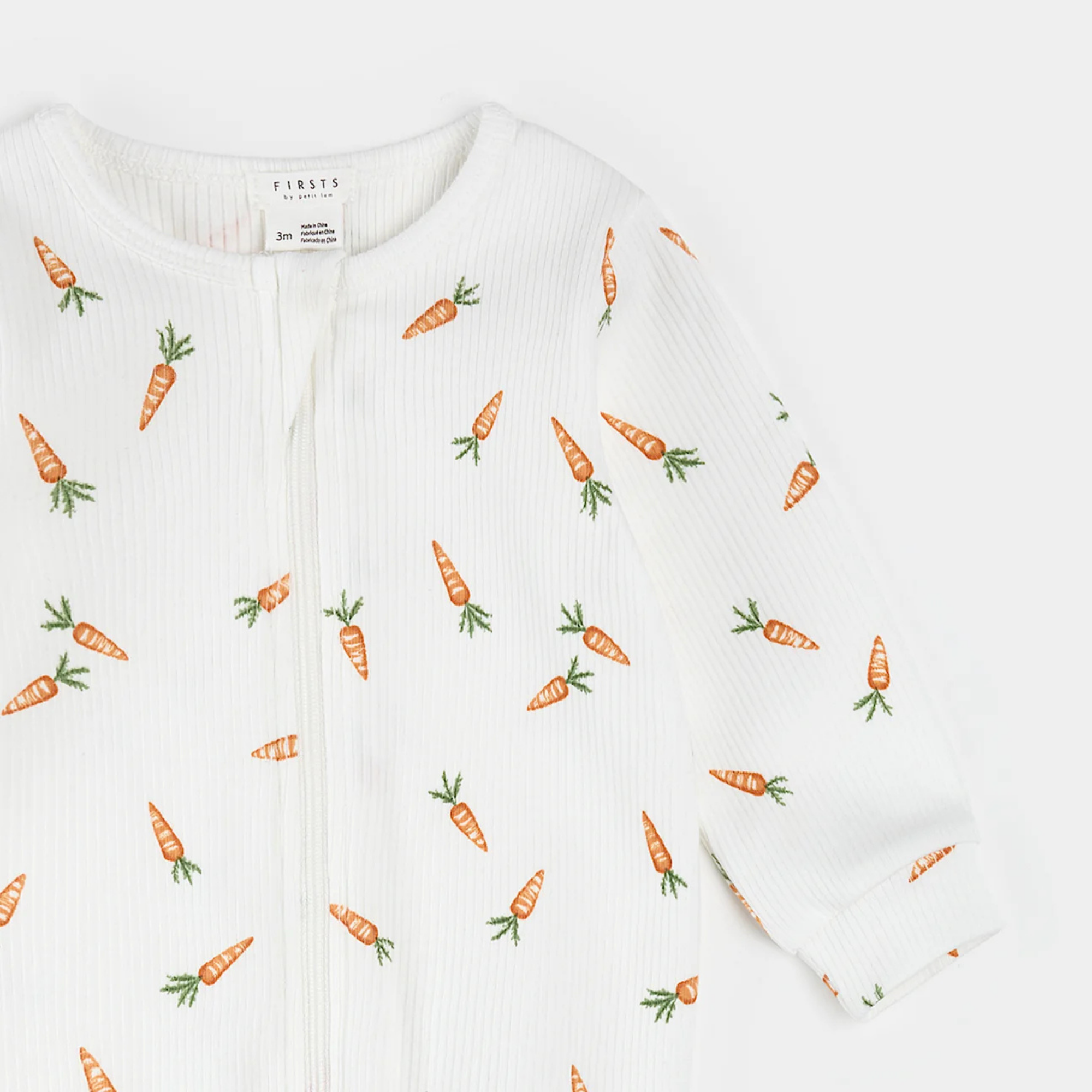 FIRSTS Chaussons à pieds blanc cassé imprimé carottes