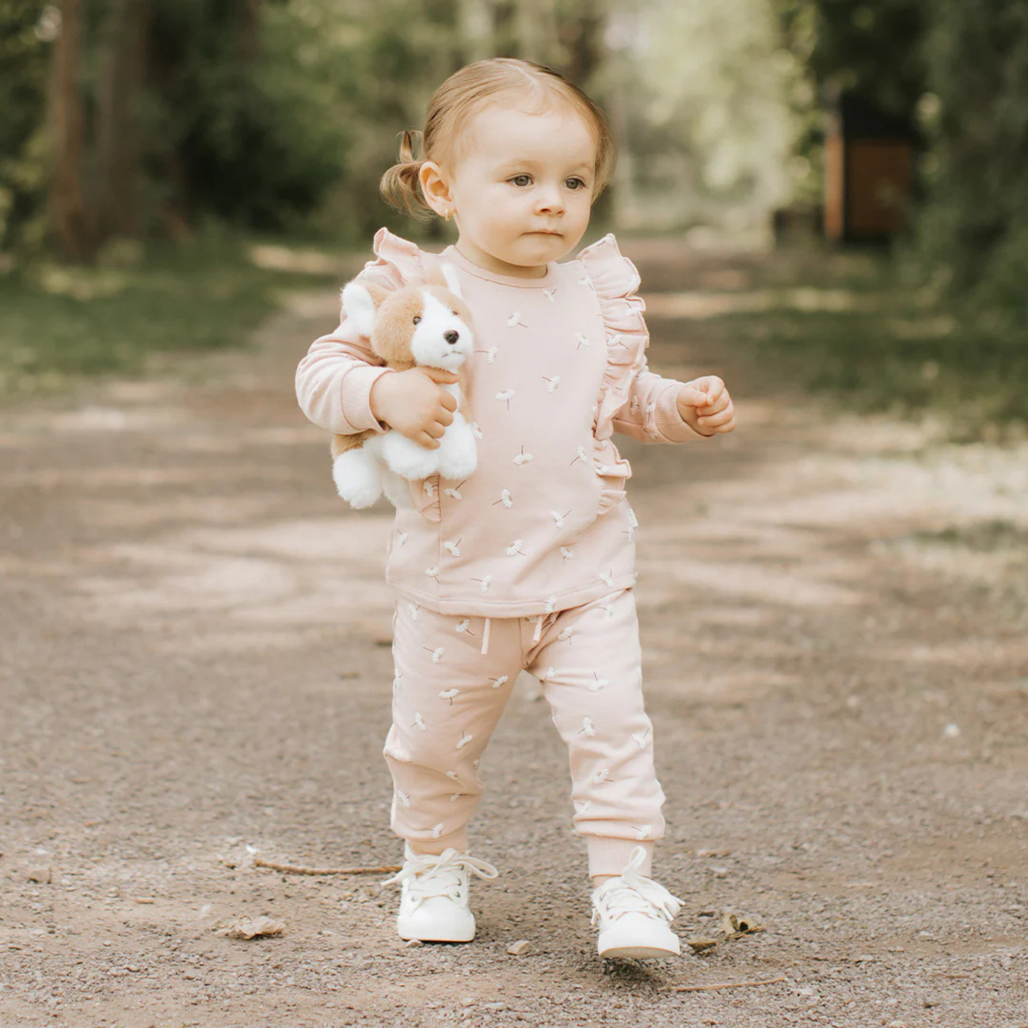 FIRSTS Daisy on Rose Outfit Set