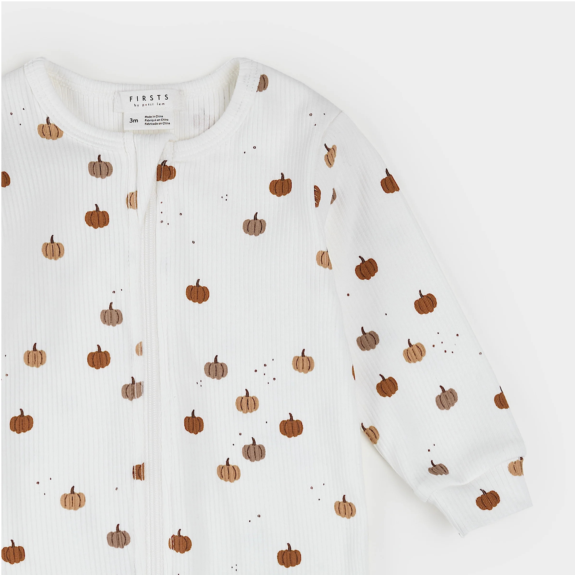 FIRSTS Pumpkin Print on Off-White Sleeper