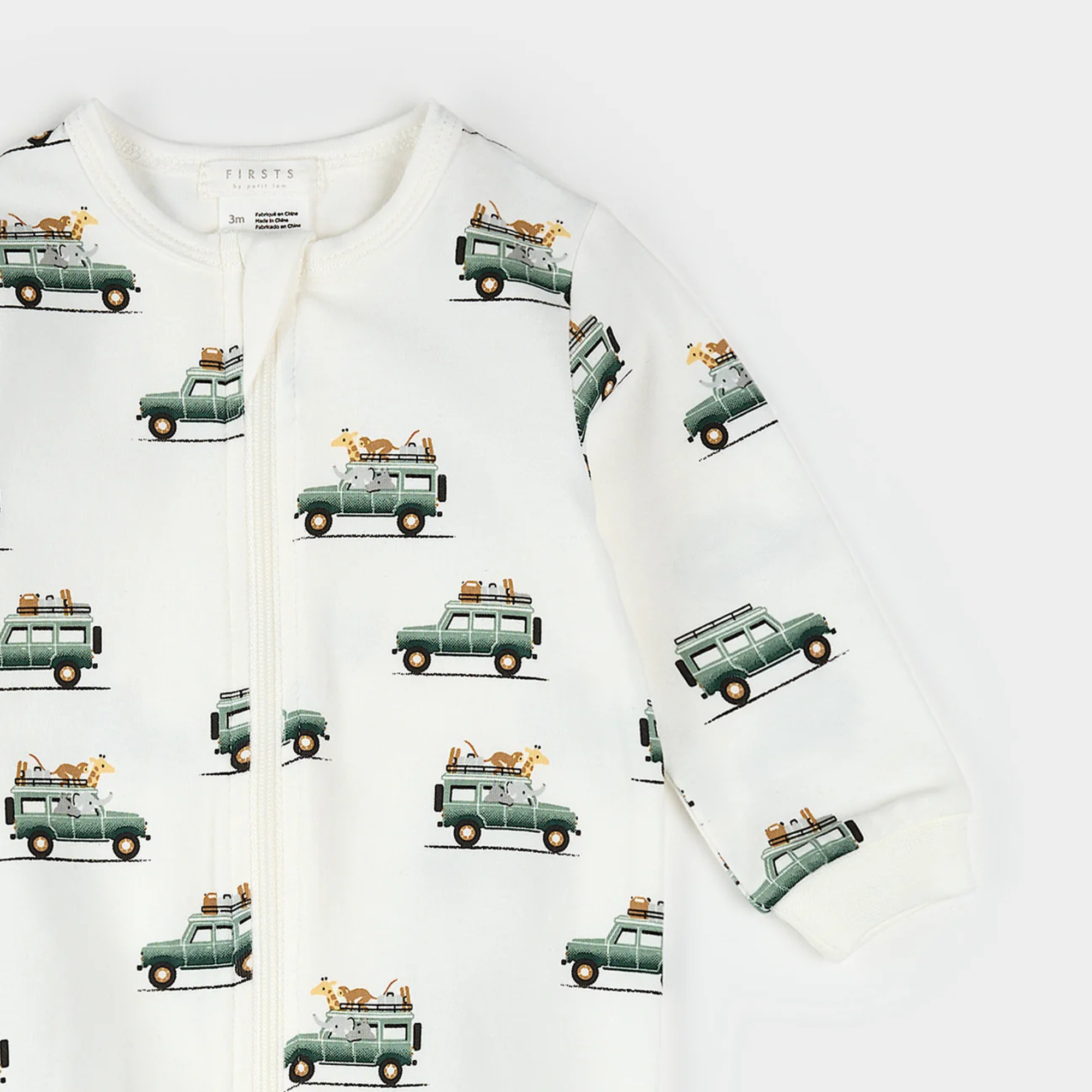 Premiers sièges-couchettes imprimés Safari SUV