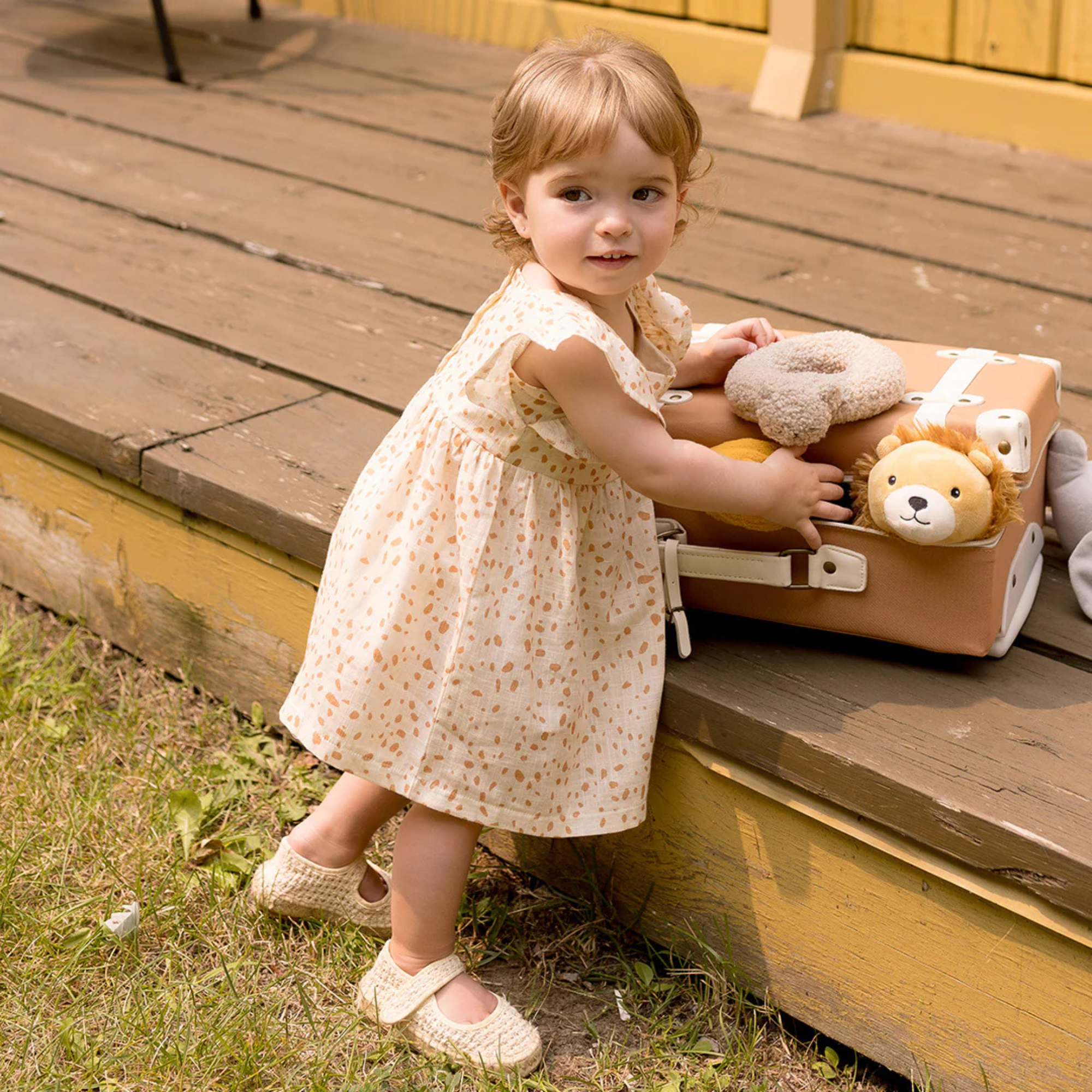 Ensemble de robe à imprimé pois FIRSTS sur un motif à carreaux croisés blanc antique 