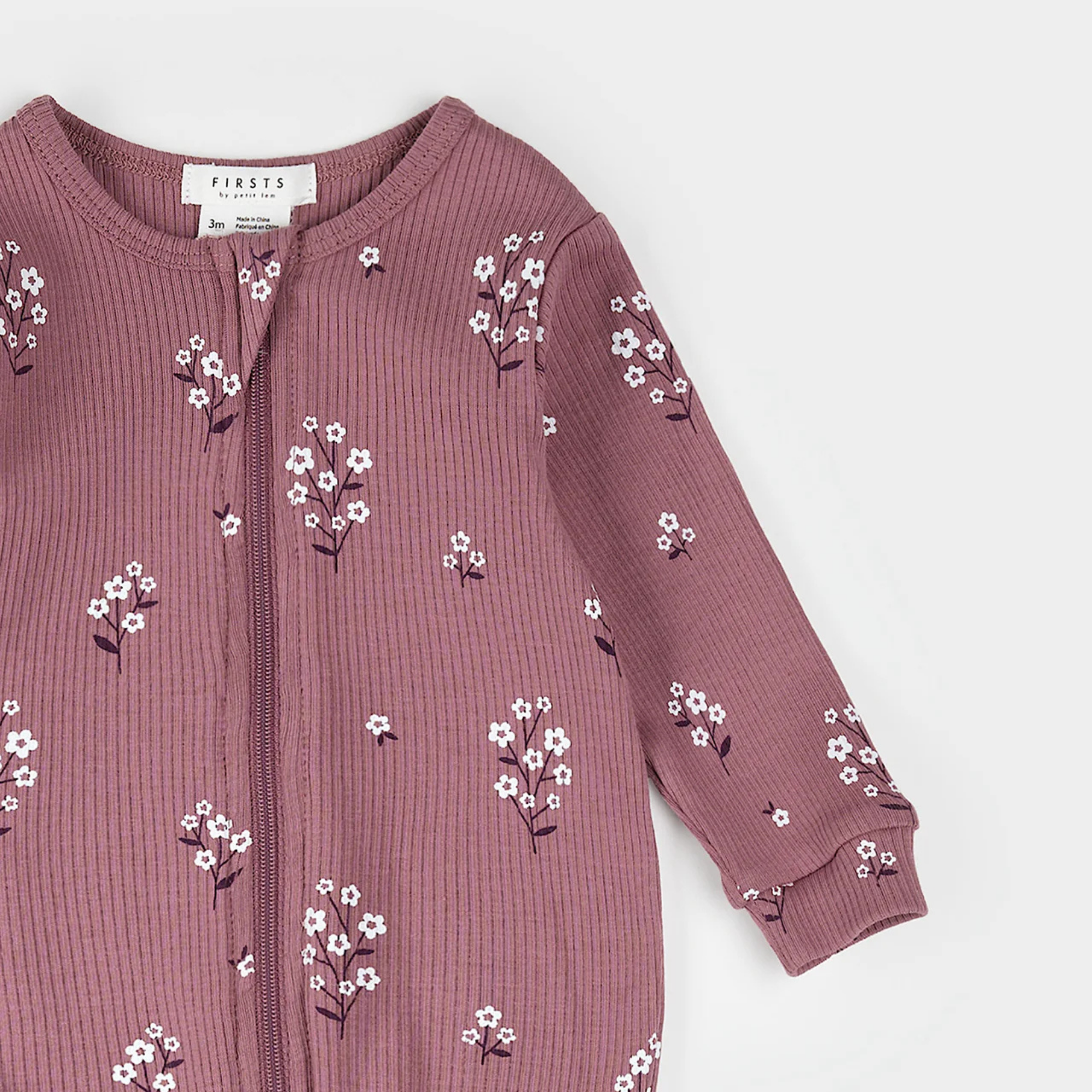 FIRSTS White Flowers Print on Mauve Sleeper