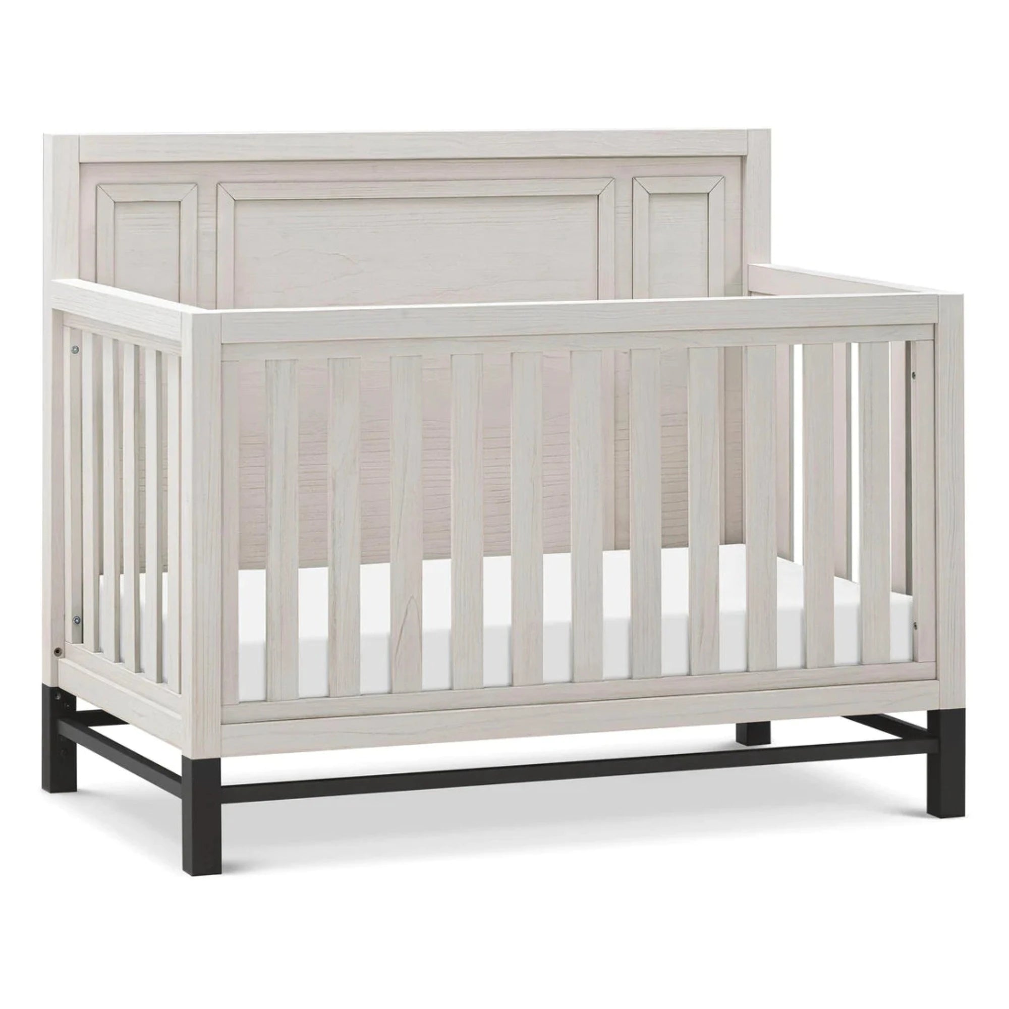 Lit bébé convertible 4 en 1 Newbern de la marque MONOGRAM
