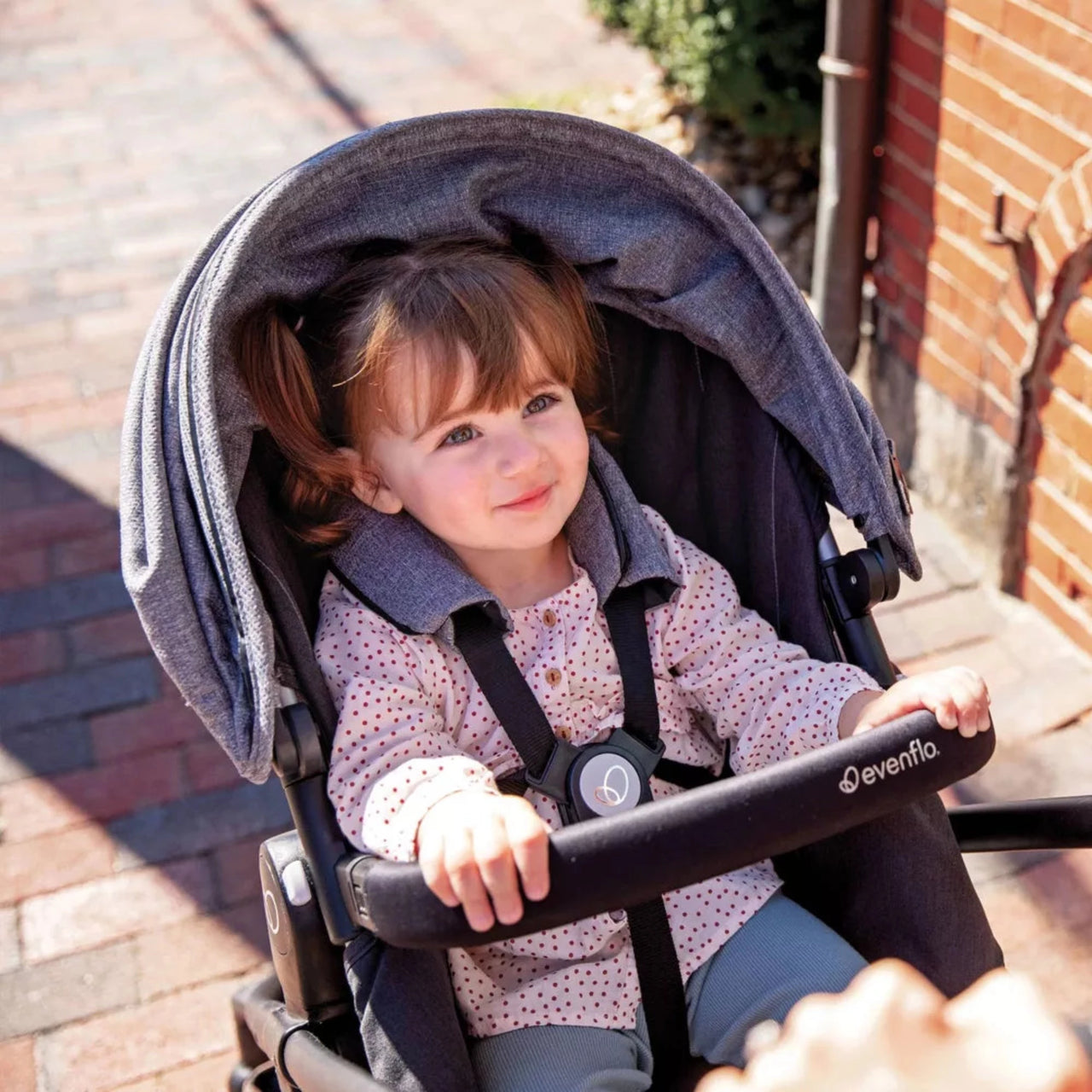 Cute baby girl shop carseat and stroller