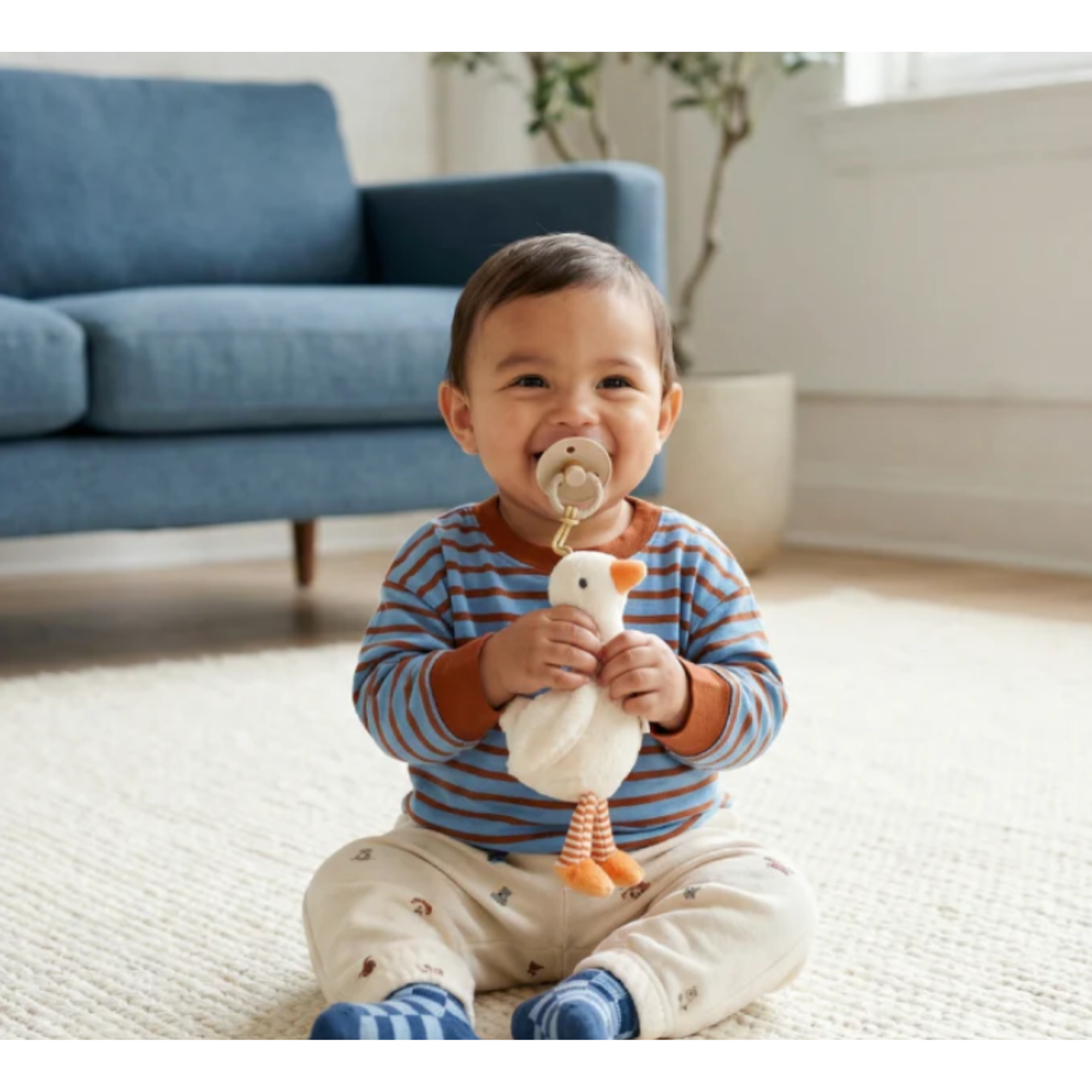 ITZY RITZY Bitzy Pal Natural Rubber Pacifier & Lovey