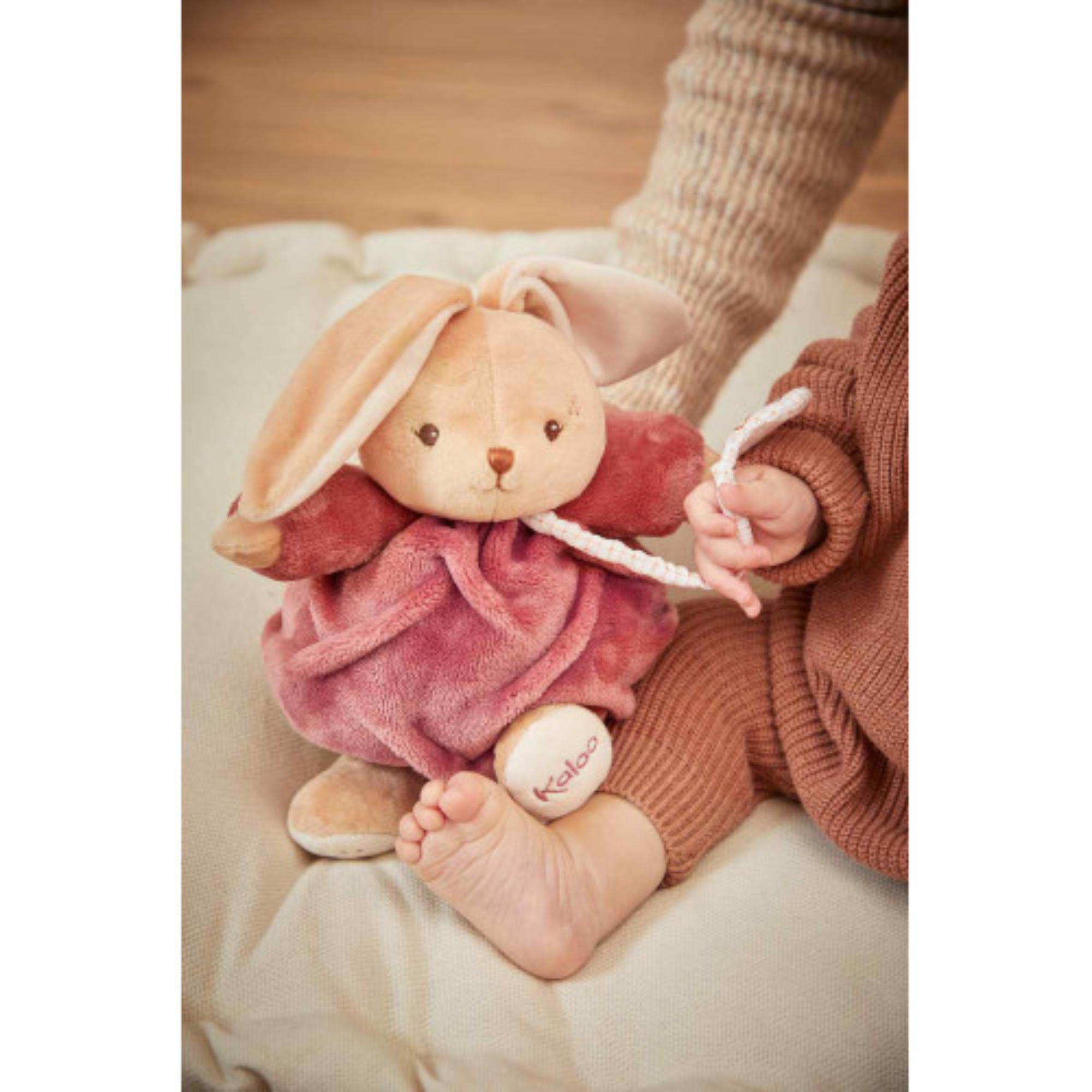 KALOO Musical Dark Pink Bunny Intemporel - 17cm