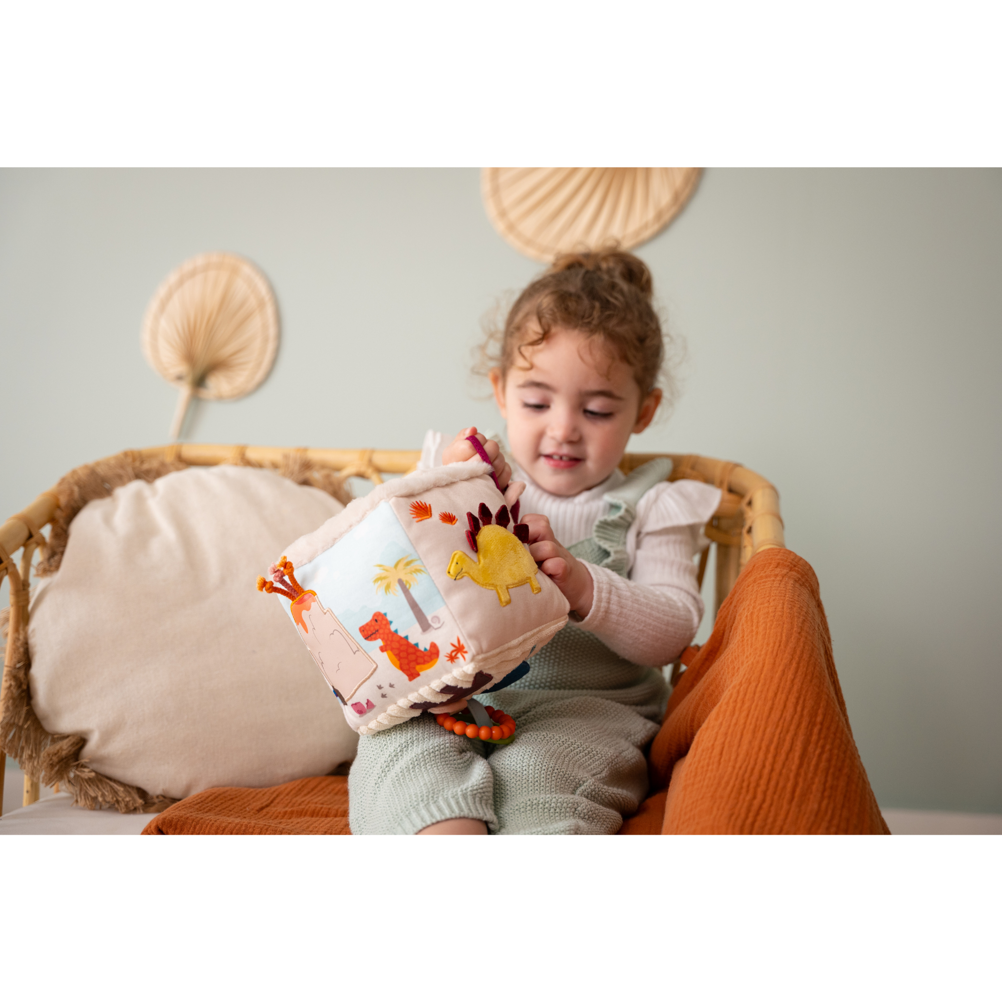 LITTLE BIG FRIENDS Activity Cube - Dino