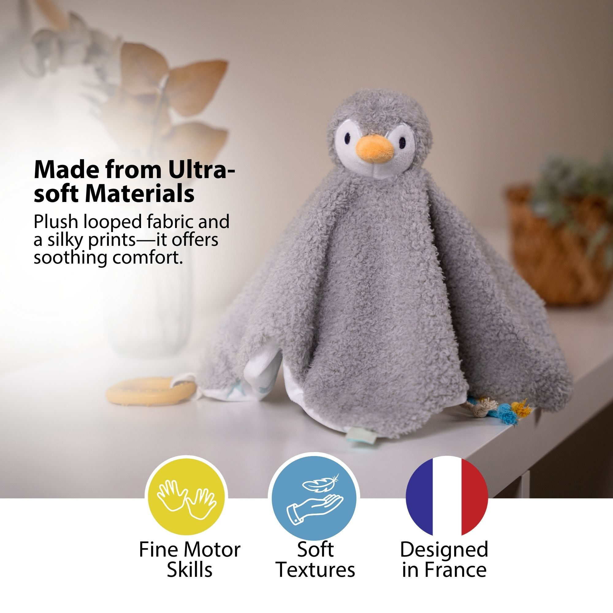 Petits Grands Amis - Doudou pour bébé Martin le Pingouin