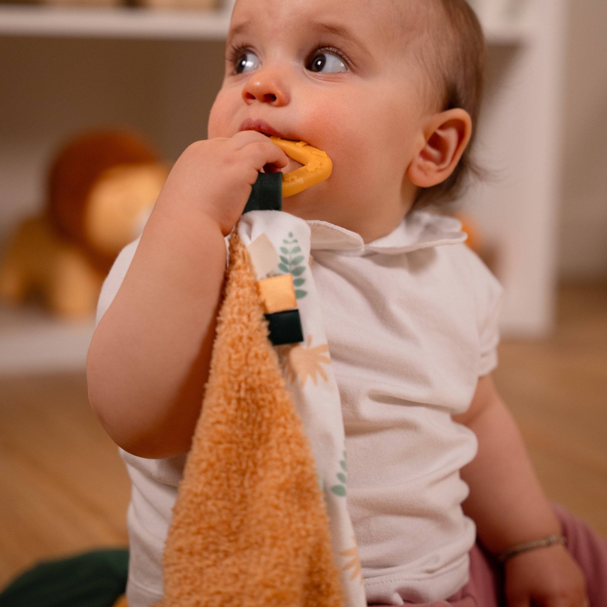 LITTLE BIG FRIENDS Baby Comforter - Tim the Tiger